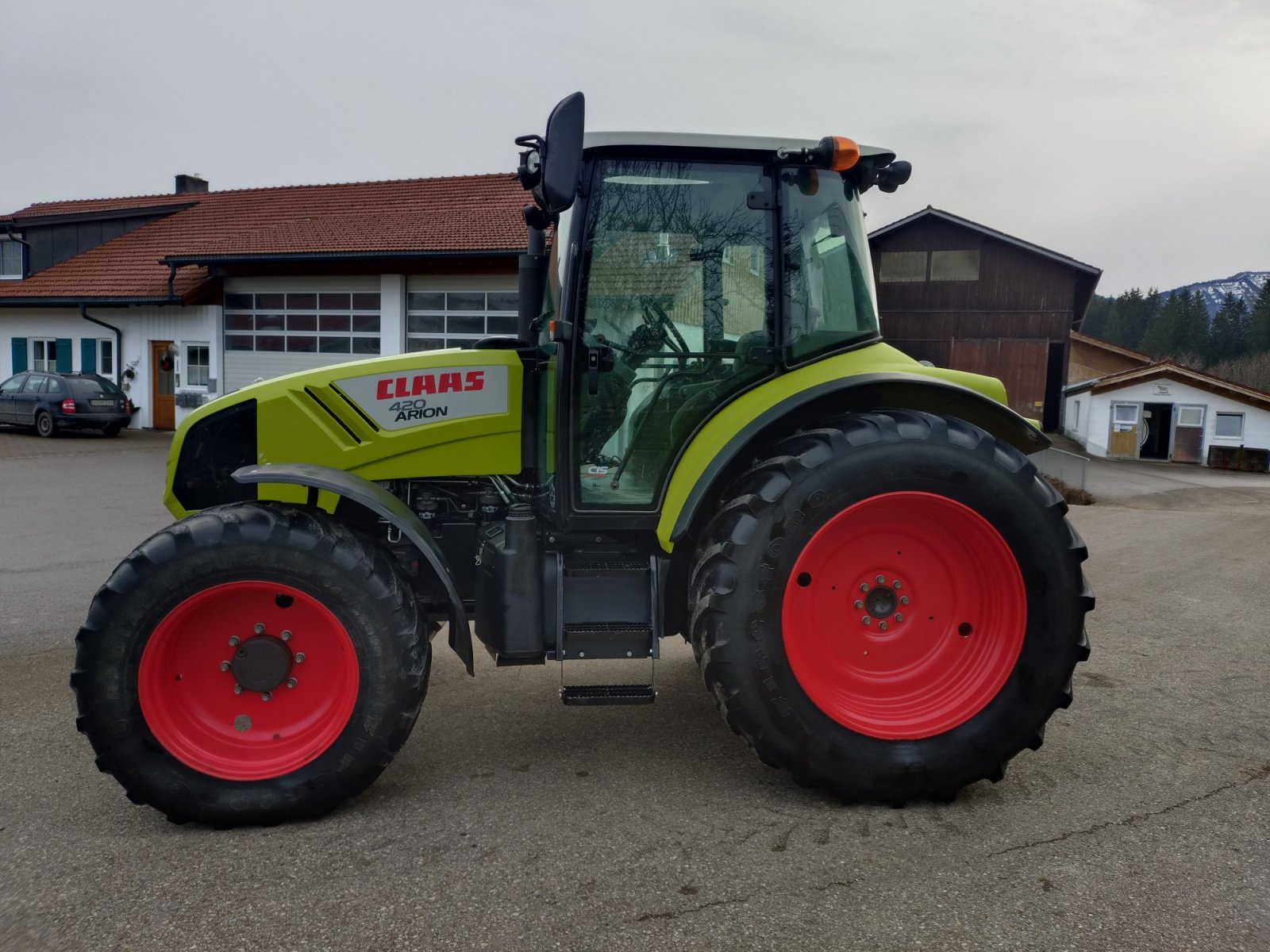 Traktor tip CLAAS Arion 420 CIS, Gebrauchtmaschine in Immenstadt (Poză 1)