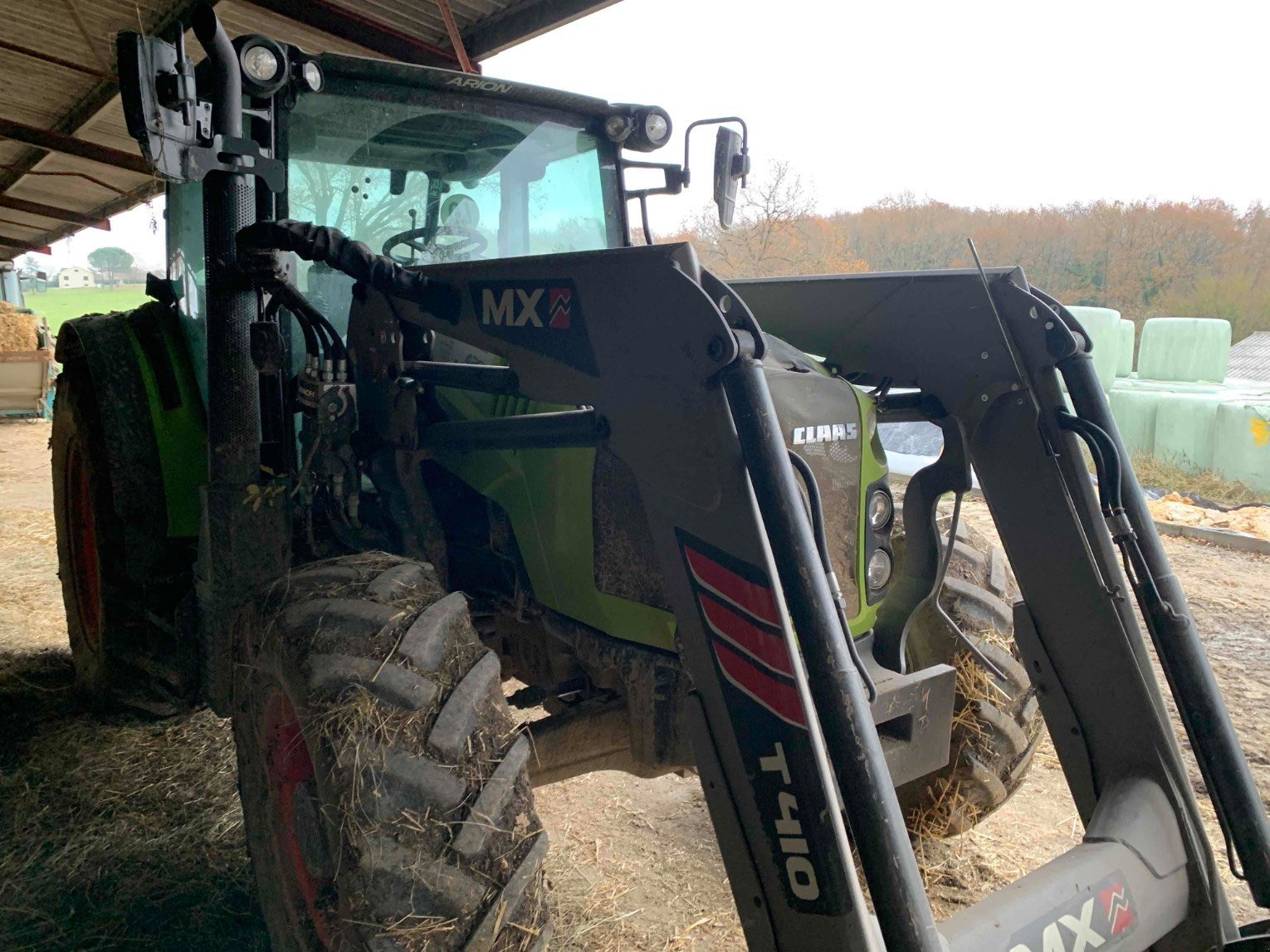 Traktor типа CLAAS ARION 420 CLASSIC TB, Gebrauchtmaschine в ORLEIX (Фотография 9)