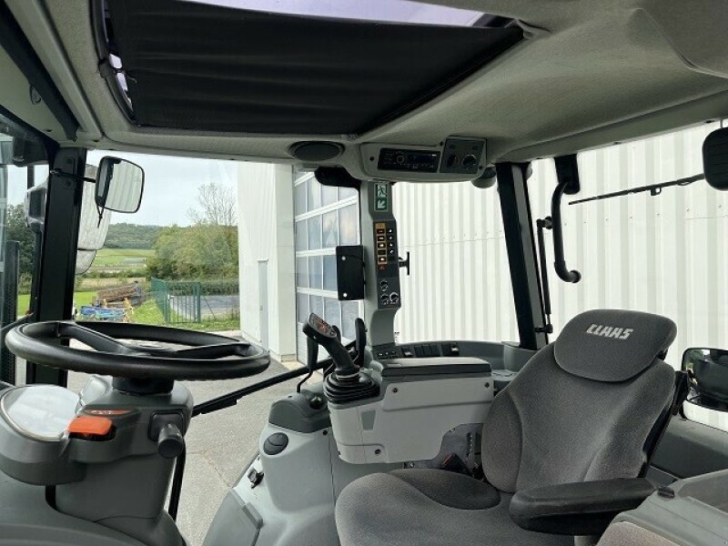 Traktor typu CLAAS ARION 420 CLASSIC TB, Gebrauchtmaschine v Charnay-lès-macon (Obrázek 7)