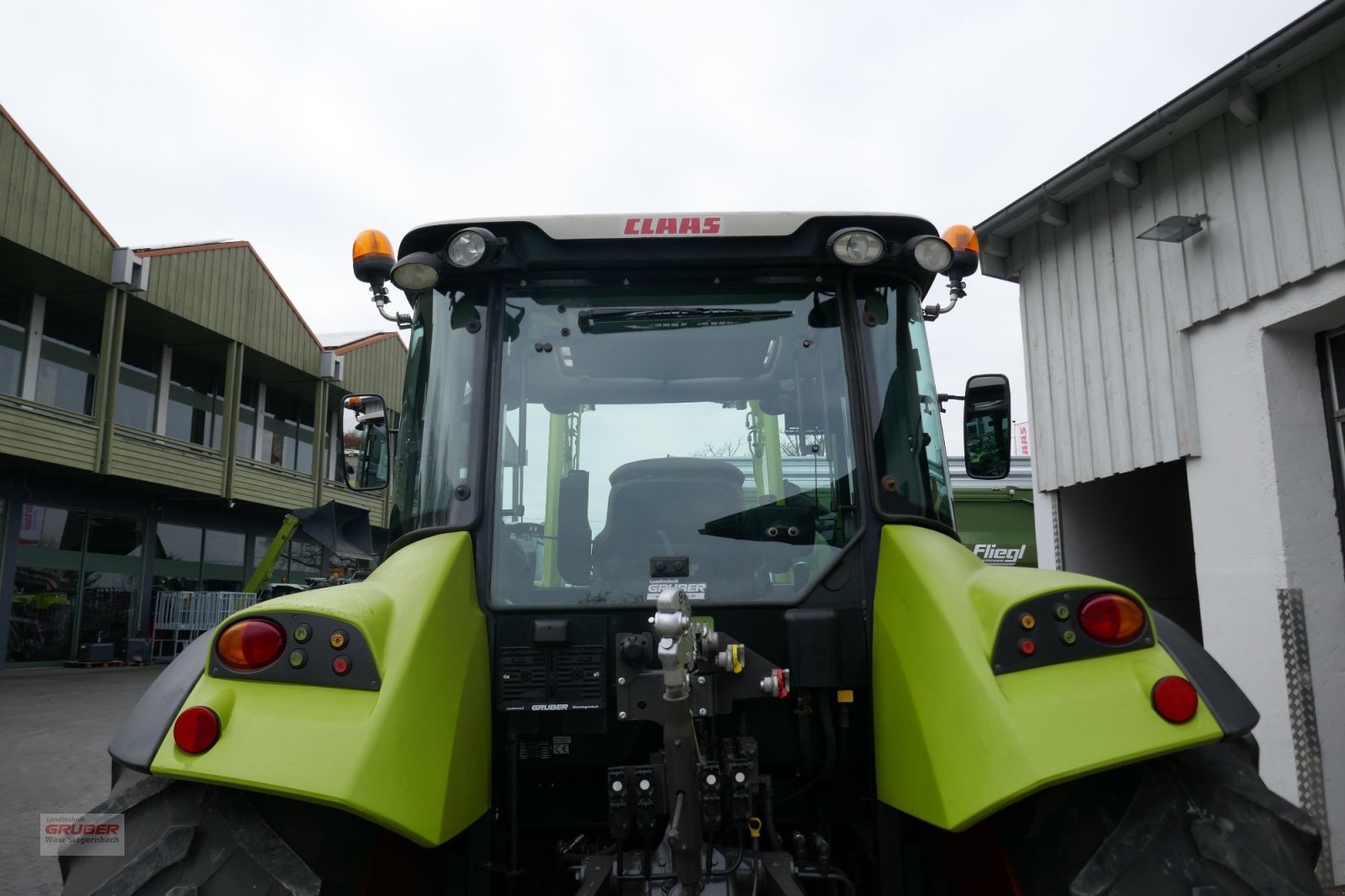 Traktor des Typs CLAAS Arion 420 inkl. FL 120, Gebrauchtmaschine in Dorfen (Bild 8)