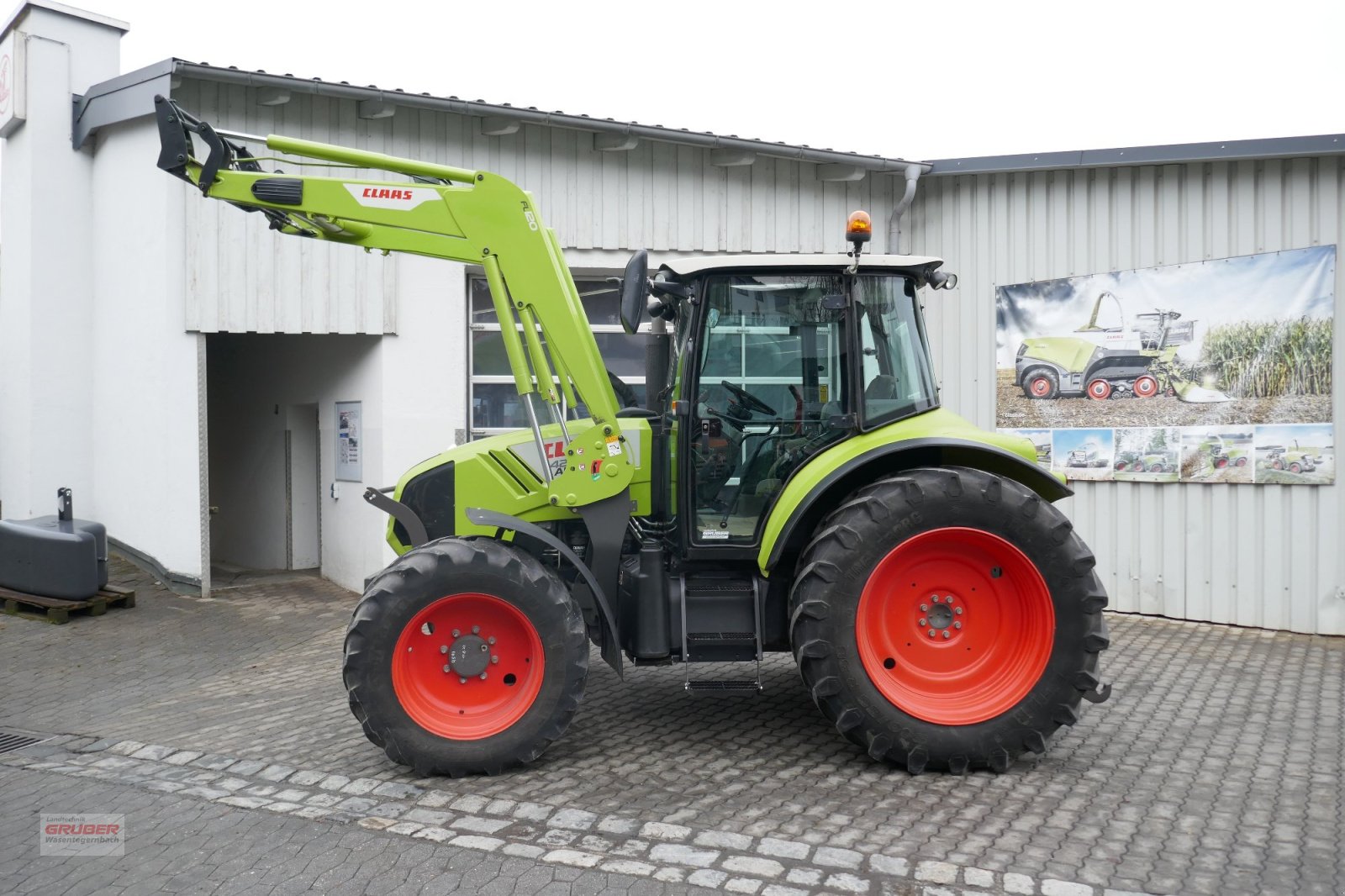 Traktor des Typs CLAAS Arion 420 inkl. FL 120, Gebrauchtmaschine in Dorfen (Bild 10)