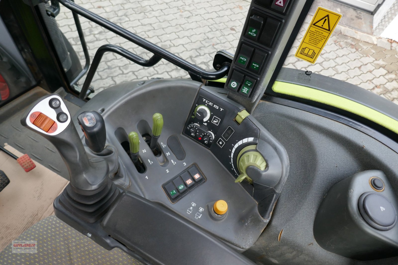 Traktor des Typs CLAAS Arion 420 inkl. FL 120, Gebrauchtmaschine in Dorfen (Bild 12)