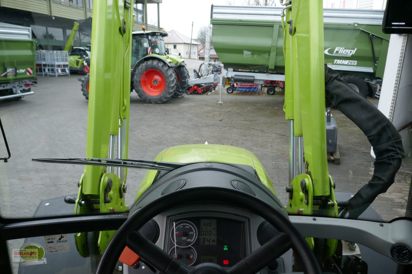Traktor des Typs CLAAS Arion 420 inkl. FL 120, Gebrauchtmaschine in Dorfen (Bild 15)
