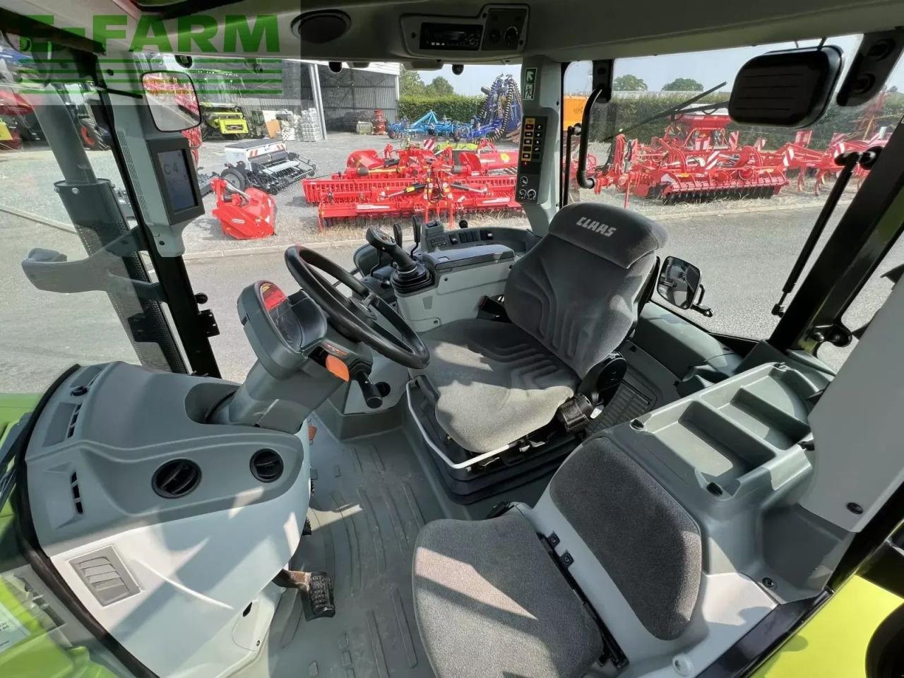 Traktor типа CLAAS arion 420 m, Gebrauchtmaschine в SAULZET (Фотография 10)