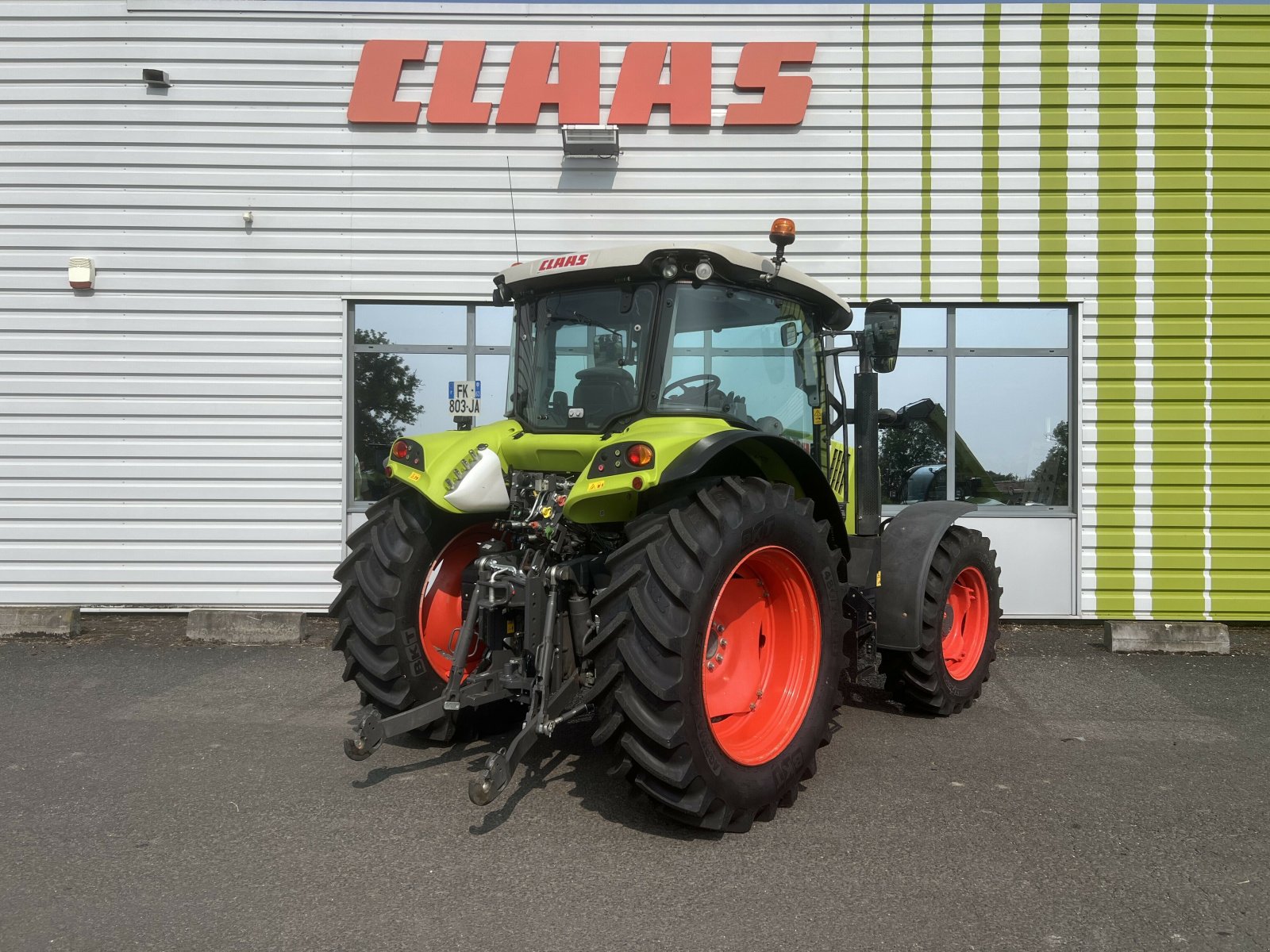Traktor типа CLAAS ARION 420 M, Gebrauchtmaschine в Gannat (Фотография 8)