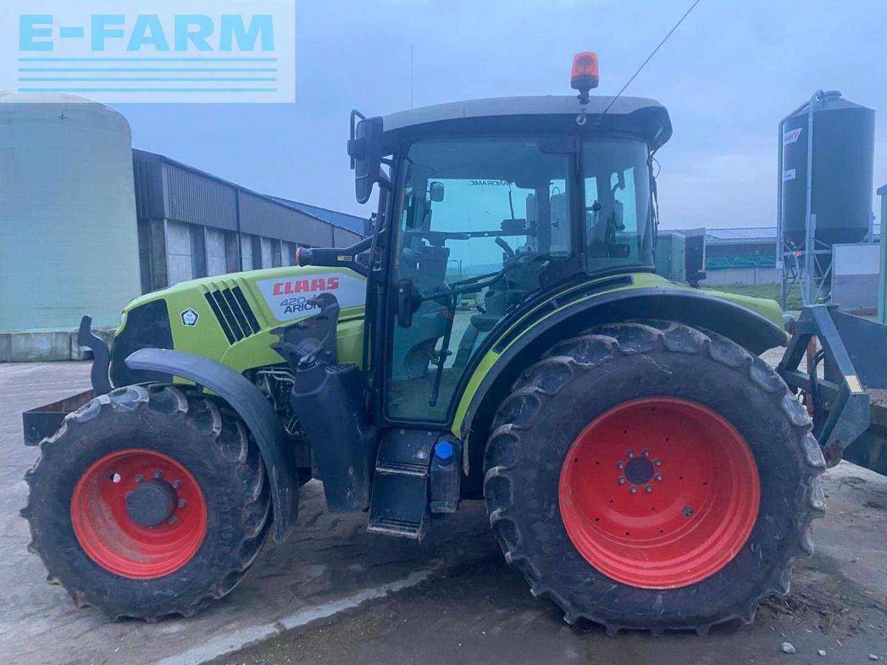 Traktor от тип CLAAS ARION 420 MR, Gebrauchtmaschine в BURY ST EDMUNDS (Снимка 12)
