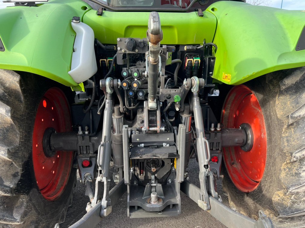 Traktor tipa CLAAS ARION 420 MUNICIPALIT, Gebrauchtmaschine u SAINT GAUDENS (Slika 11)