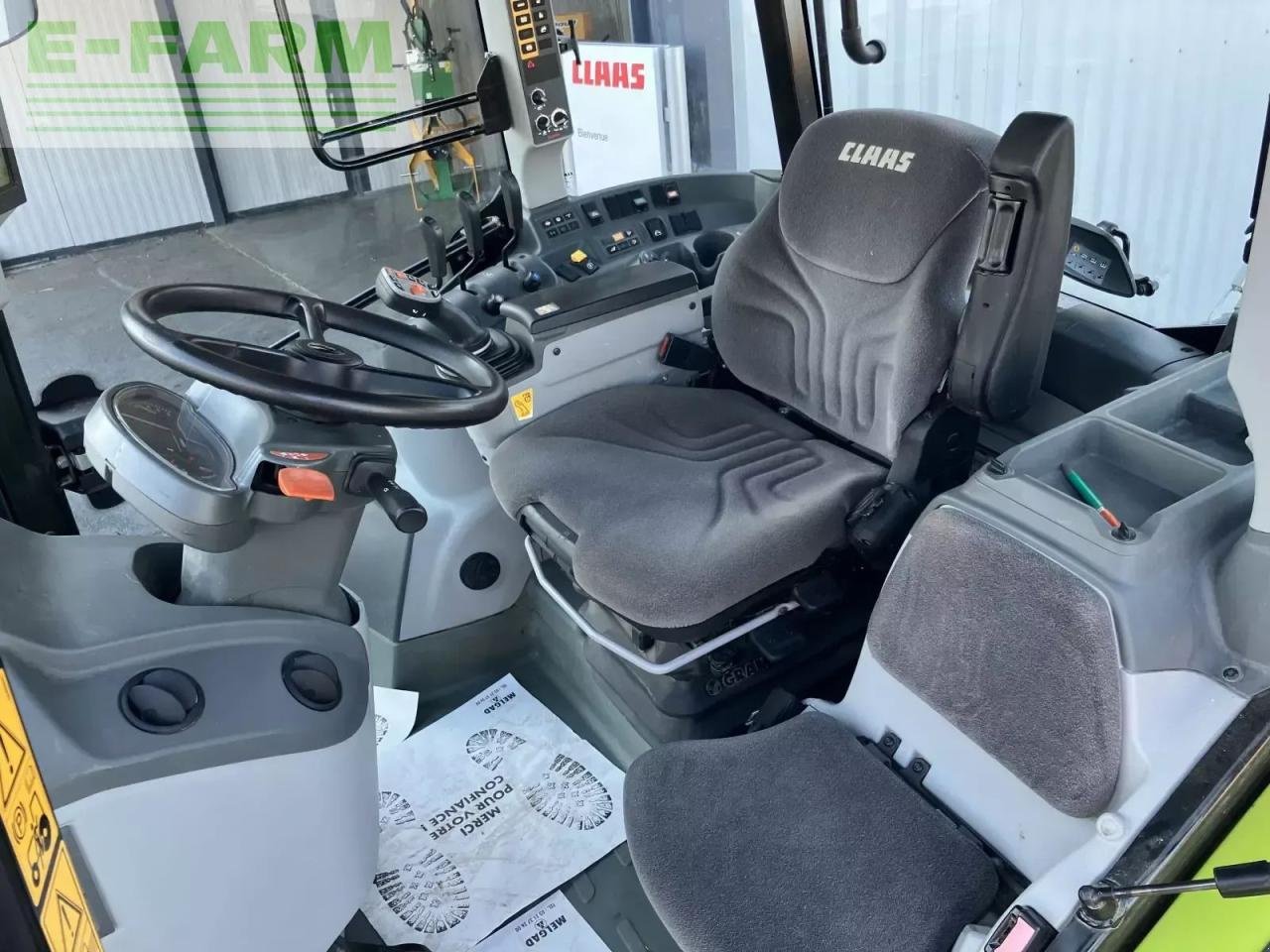 Traktor za tip CLAAS arion 420 panoramic + batis, Gebrauchtmaschine u AILLAS (33 - GIRONDE) (Slika 6)