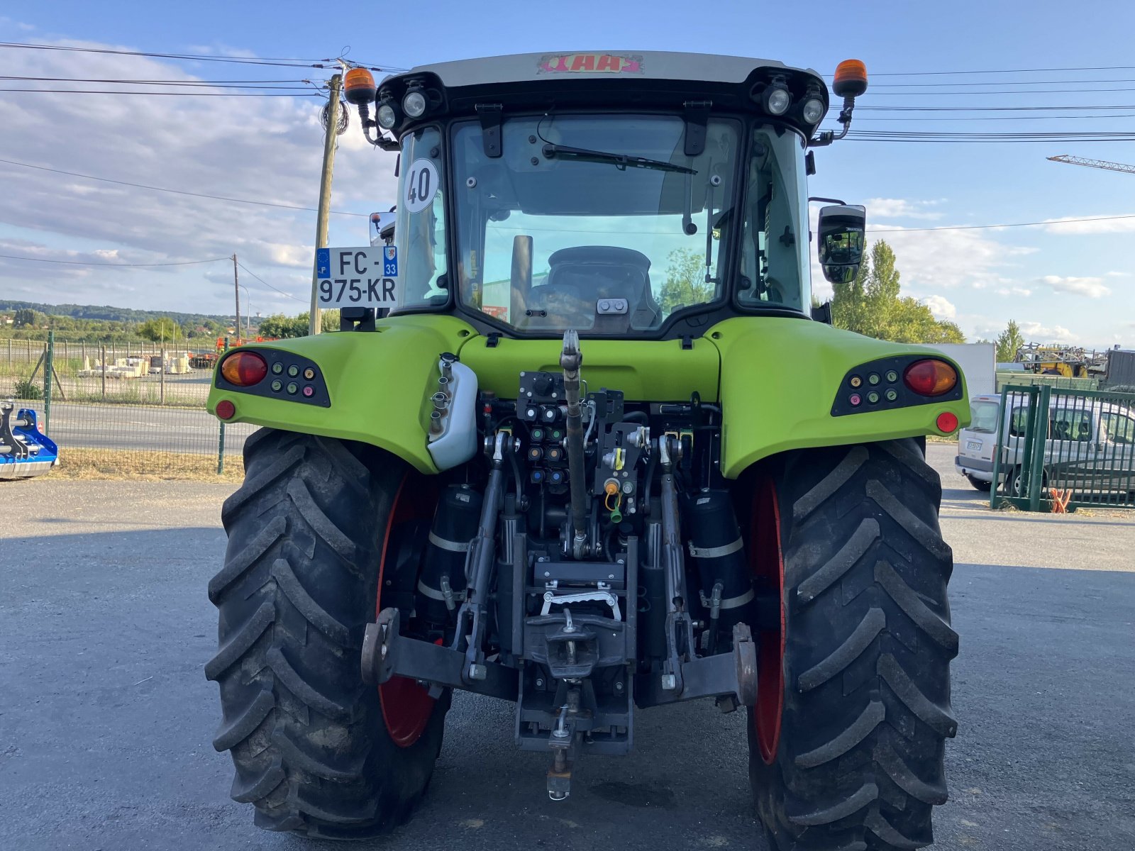 Traktor van het type CLAAS ARION 420 PANORAMIC + BATIS, Gebrauchtmaschine in Gardonne (Foto 3)