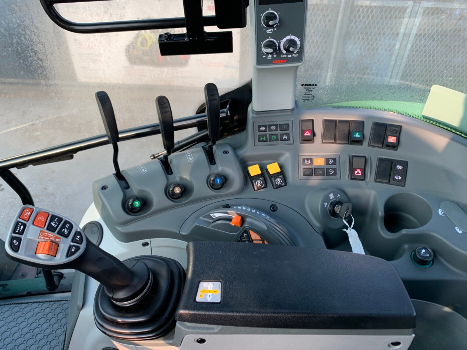 Traktor typu CLAAS Arion 420 Panoramic, Neumaschine v Elixhausen (Obrázok 8)