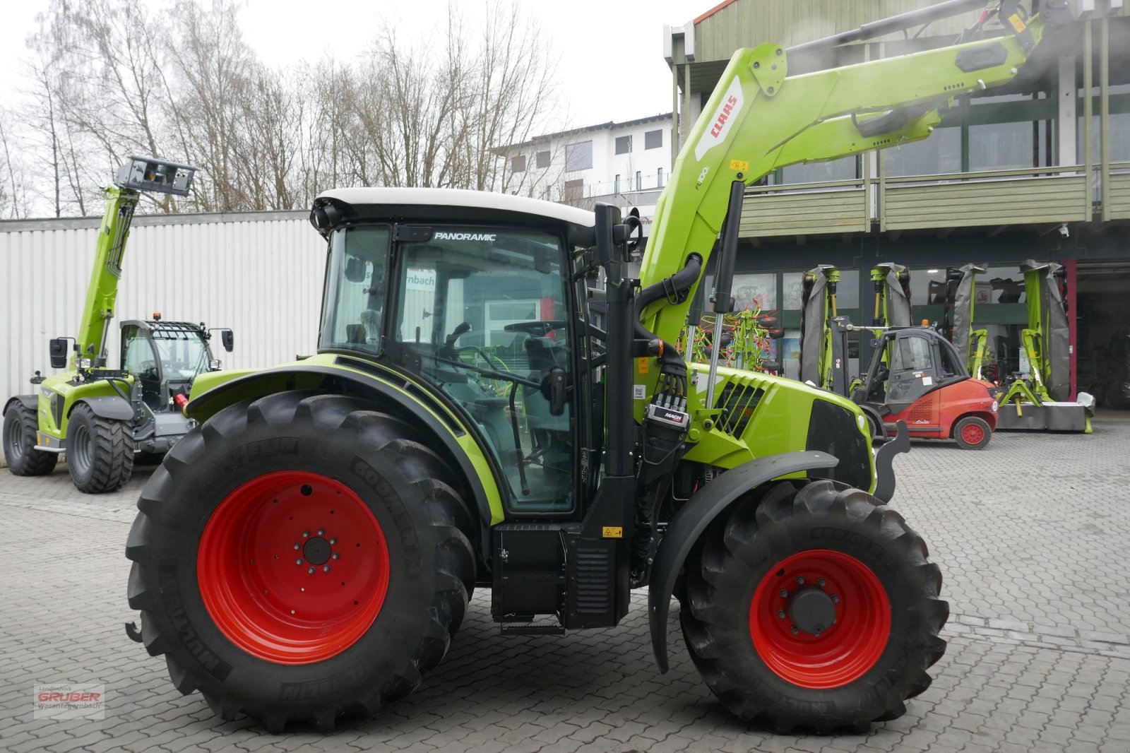 Traktor des Typs CLAAS Arion 420 Panoramic, Neumaschine in Dorfen (Bild 3)