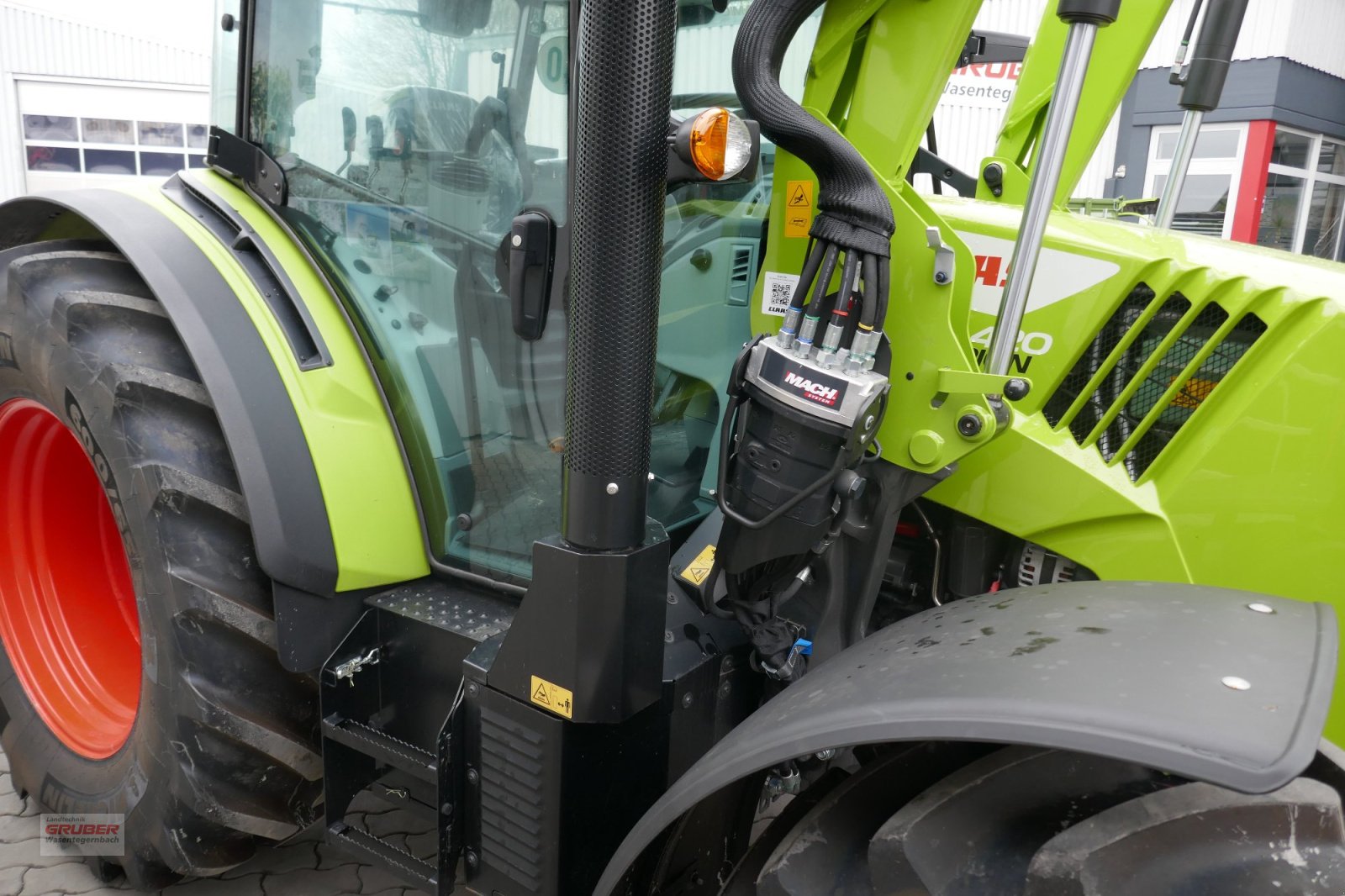 Traktor des Typs CLAAS Arion 420 Panoramic, Neumaschine in Dorfen (Bild 4)