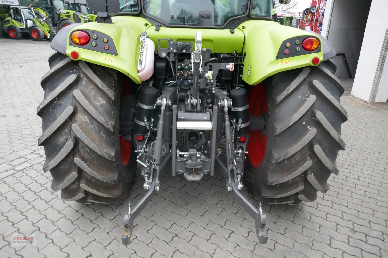 Traktor des Typs CLAAS Arion 420 Panoramic, Neumaschine in Dorfen (Bild 8)