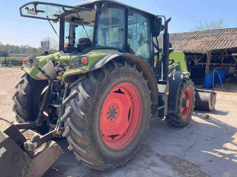 Traktor del tipo CLAAS ARION 420 STAGE V CLASSIC, Gebrauchtmaschine en PONTIVY (Imagen 1)
