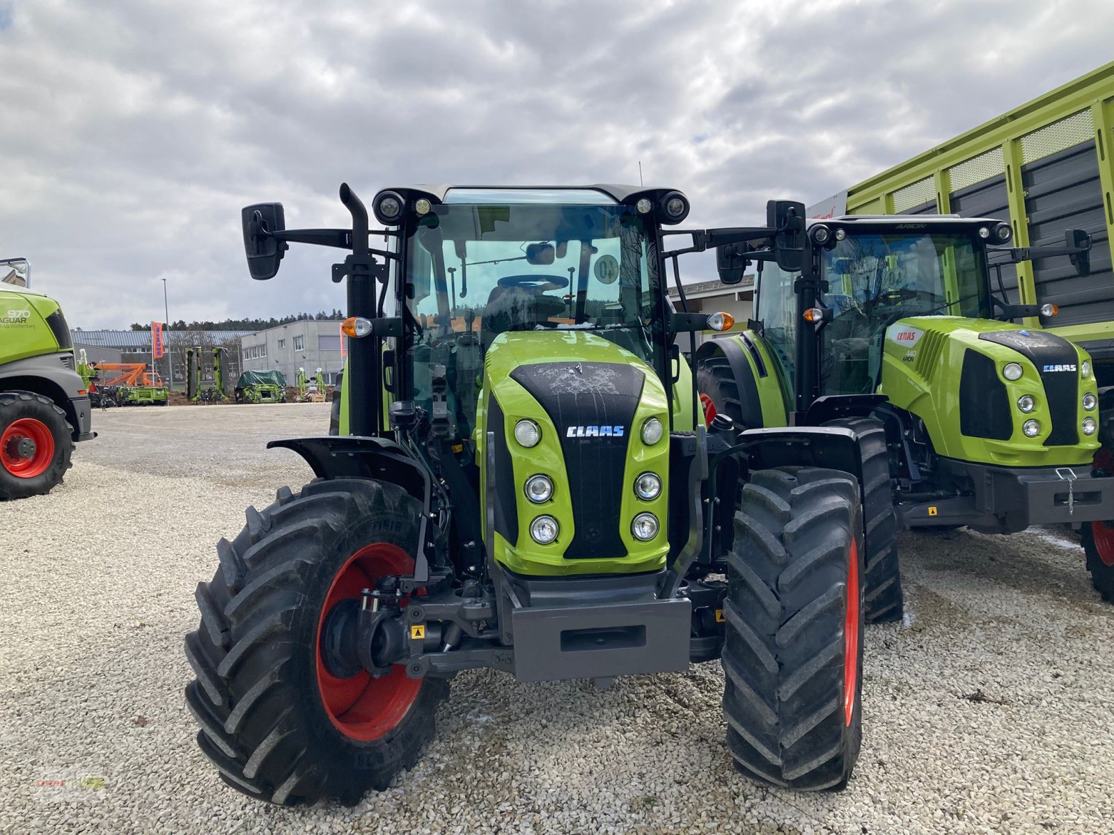 Traktor des Typs CLAAS ARION 420 Stage V, Neumaschine in Tuningen (Bild 2)