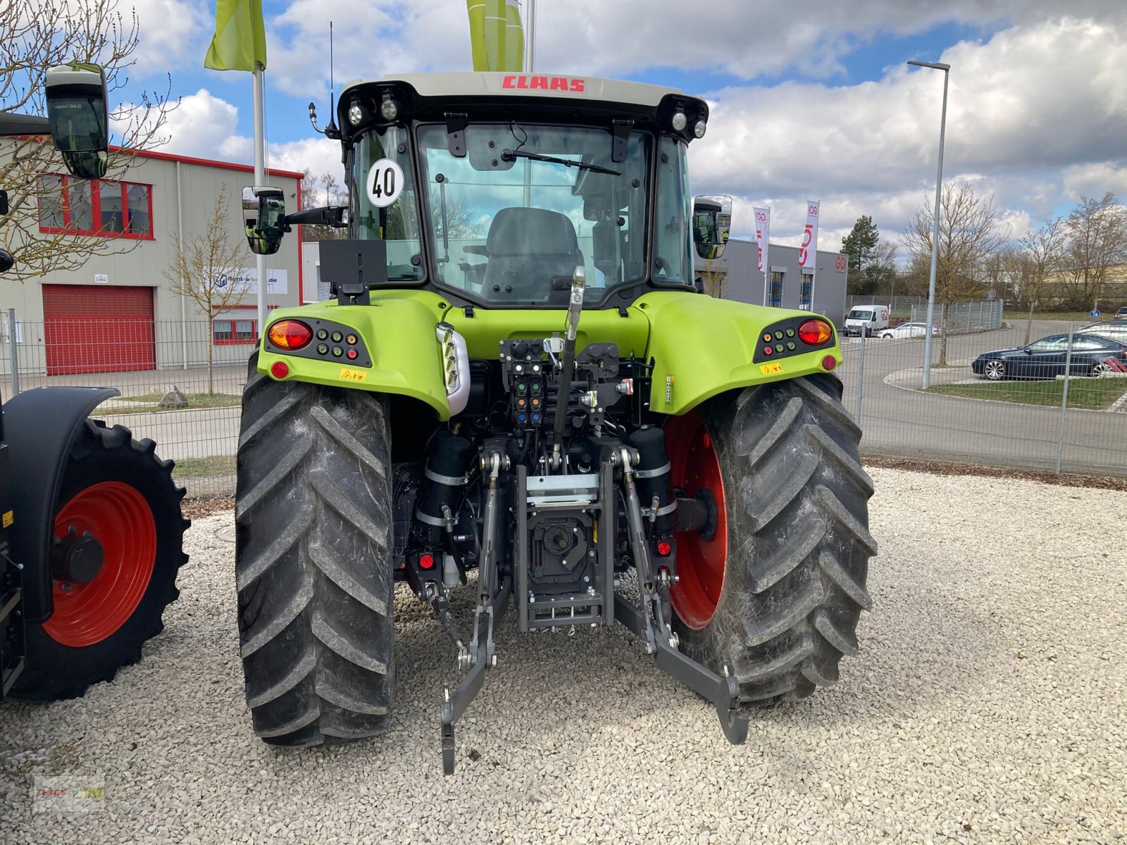 Traktor des Typs CLAAS ARION 420 Stage V, Neumaschine in Tuningen (Bild 3)