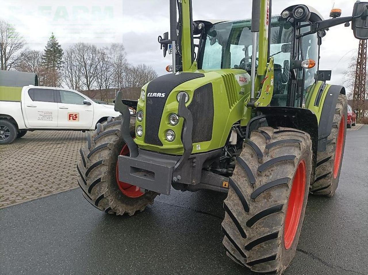 Traktor от тип CLAAS arion 420 standard, Gebrauchtmaschine в LÖSSNITZ (Снимка 2)