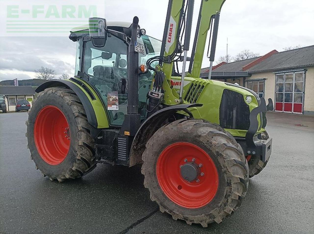 Traktor от тип CLAAS arion 420 standard, Gebrauchtmaschine в LÖSSNITZ (Снимка 4)
