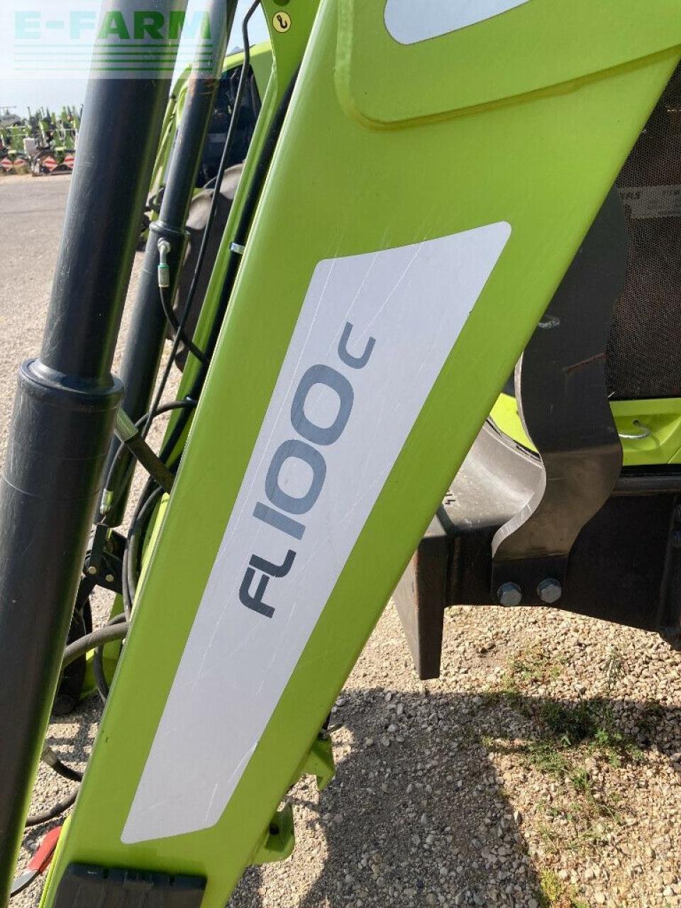 Traktor typu CLAAS arion 420 sur mesure, Gebrauchtmaschine v ST ANDIOL (Obrázek 12)