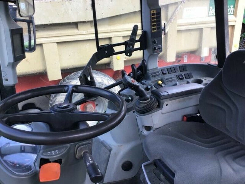 Traktor του τύπου CLAAS ARION 420 T4, Gebrauchtmaschine σε Charnay-lès-macon (Φωτογραφία 5)