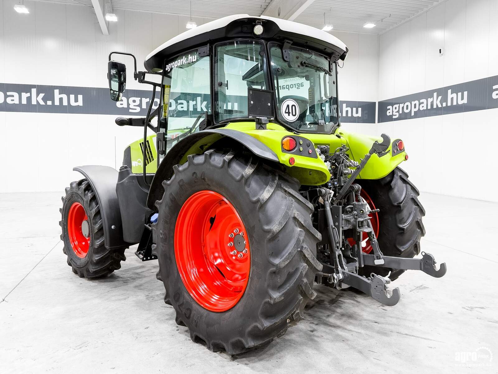 Traktor du type CLAAS Arion 420, Gebrauchtmaschine en Csengele (Photo 4)