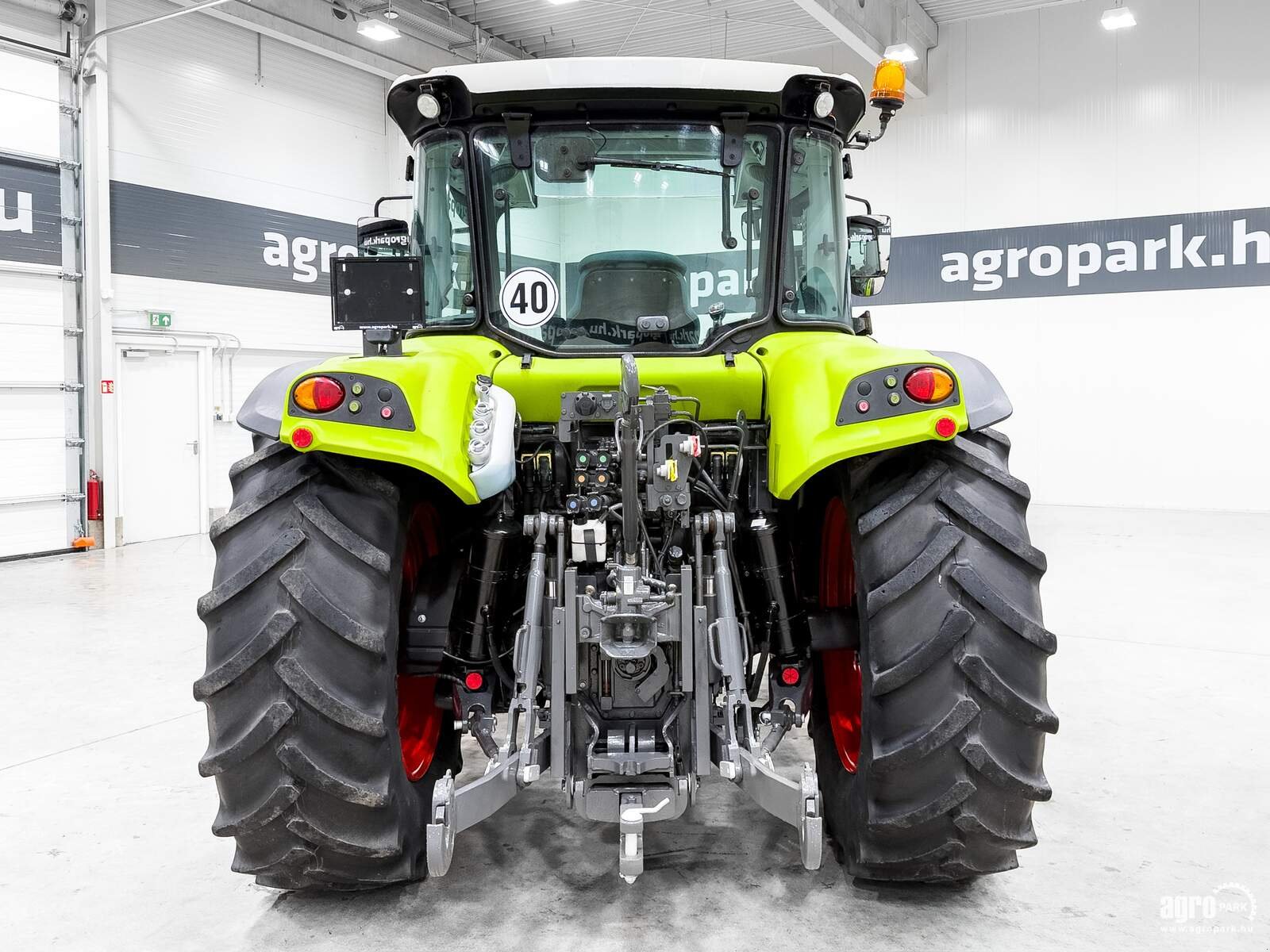 Traktor du type CLAAS Arion 420, Gebrauchtmaschine en Csengele (Photo 5)
