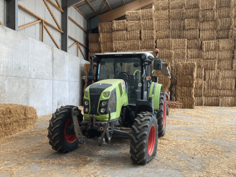 Traktor des Typs CLAAS ARION 420, Gebrauchtmaschine in CINTHEAUX (Bild 1)
