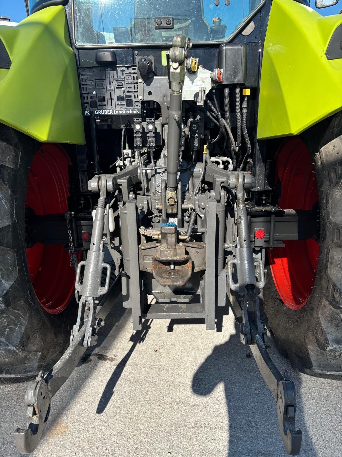 Traktor typu CLAAS Arion 420, Gebrauchtmaschine v Elixhausen (Obrázek 11)