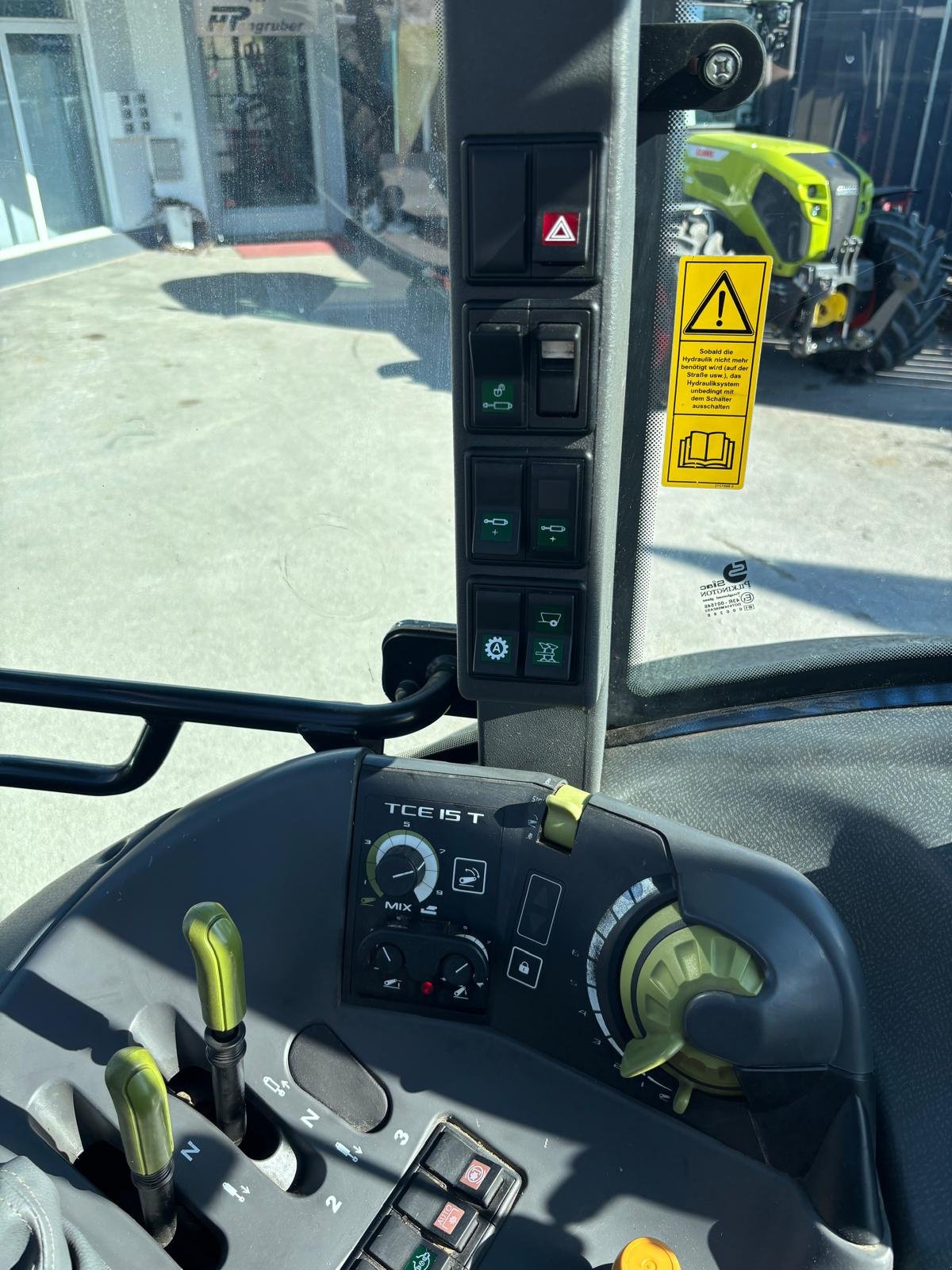 Traktor typu CLAAS Arion 420, Gebrauchtmaschine v Elixhausen (Obrázek 19)