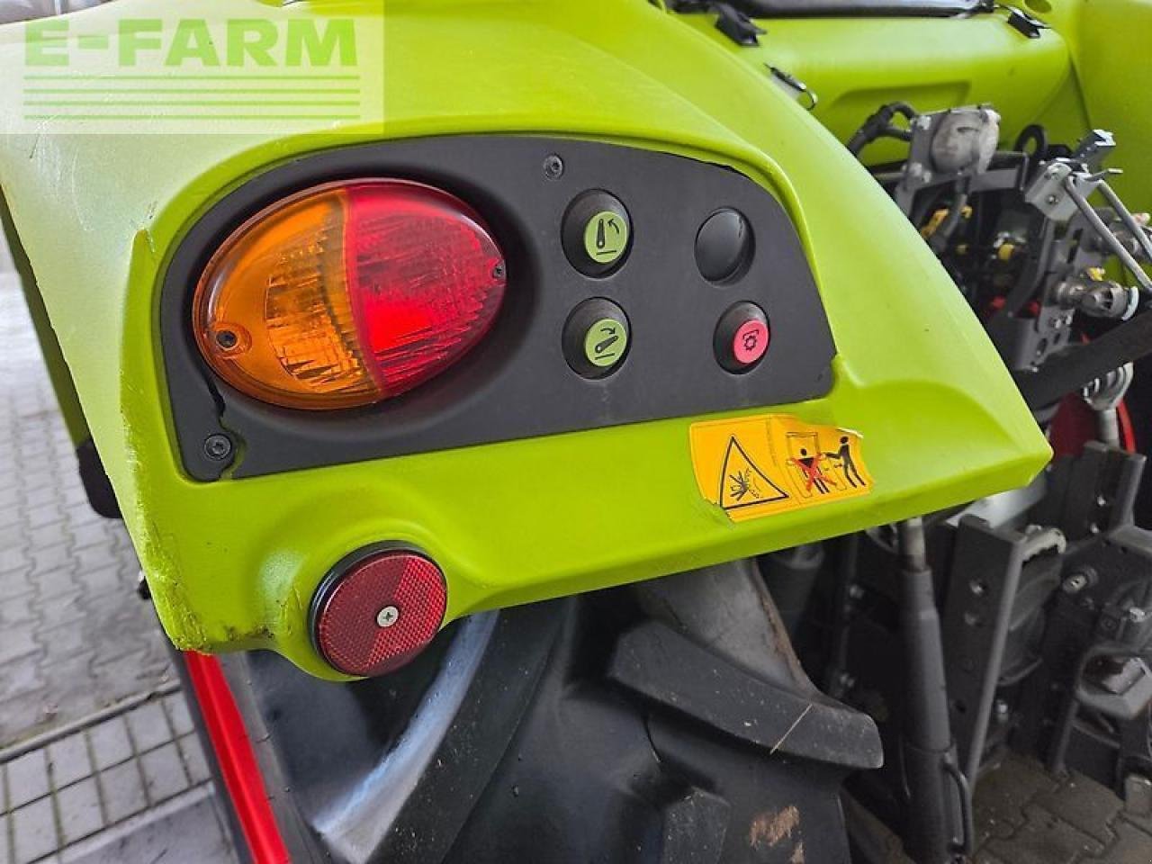 Traktor του τύπου CLAAS arion 420, Gebrauchtmaschine σε NEUENDORF AM SPECK (Φωτογραφία 8)