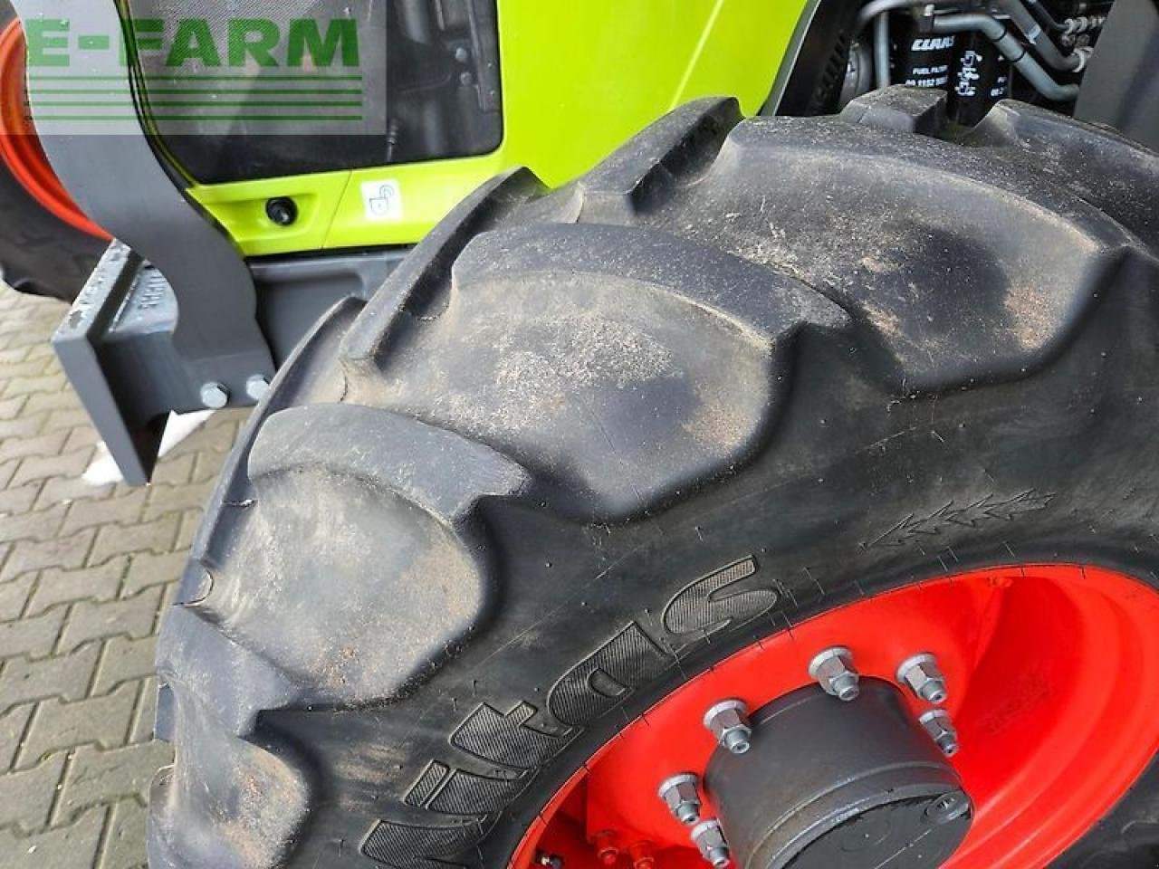 Traktor del tipo CLAAS arion 420, Gebrauchtmaschine In NEUENDORF AM SPECK (Immagine 3)