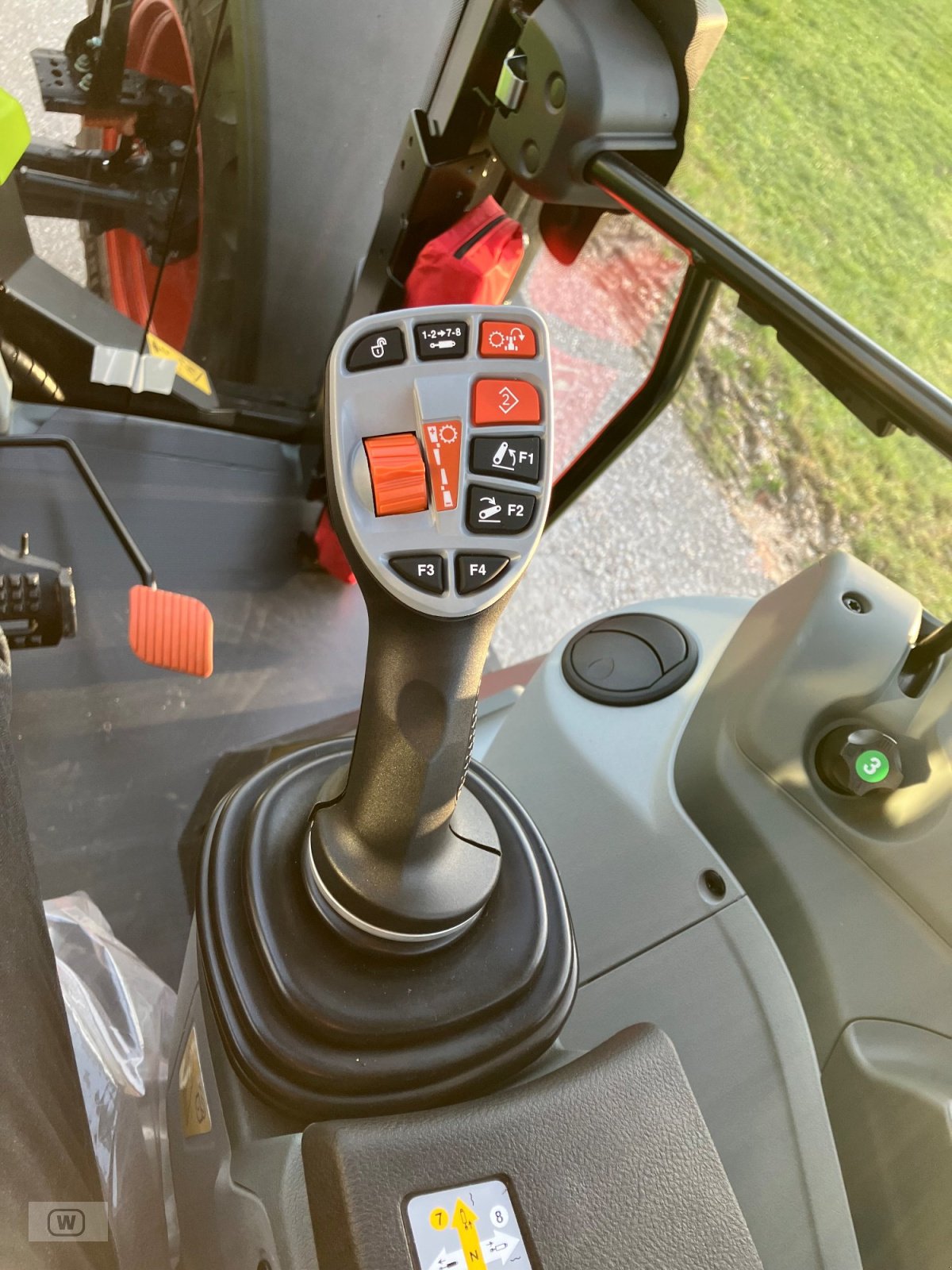 Traktor del tipo CLAAS Arion 420, Neumaschine In Zell an der Pram (Immagine 16)