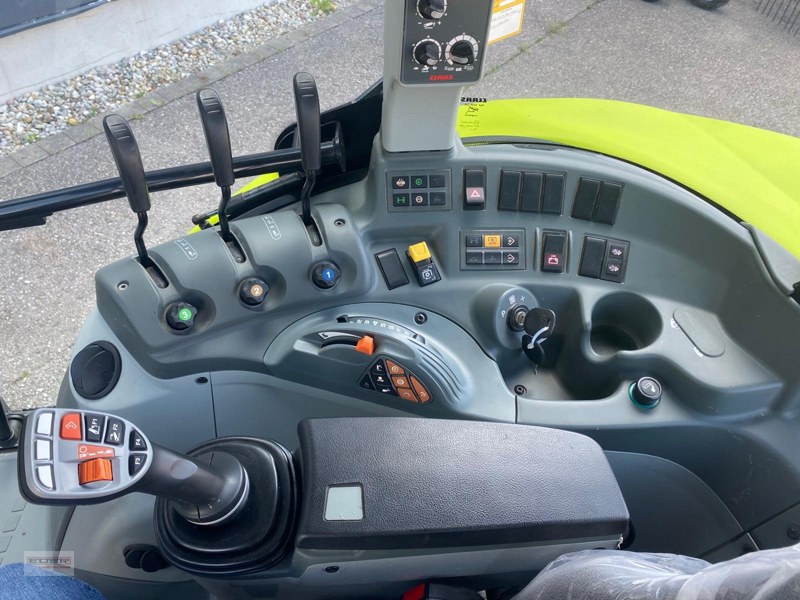 Traktor del tipo CLAAS Arion 420, Gebrauchtmaschine en Tuntenhausen (Imagen 14)