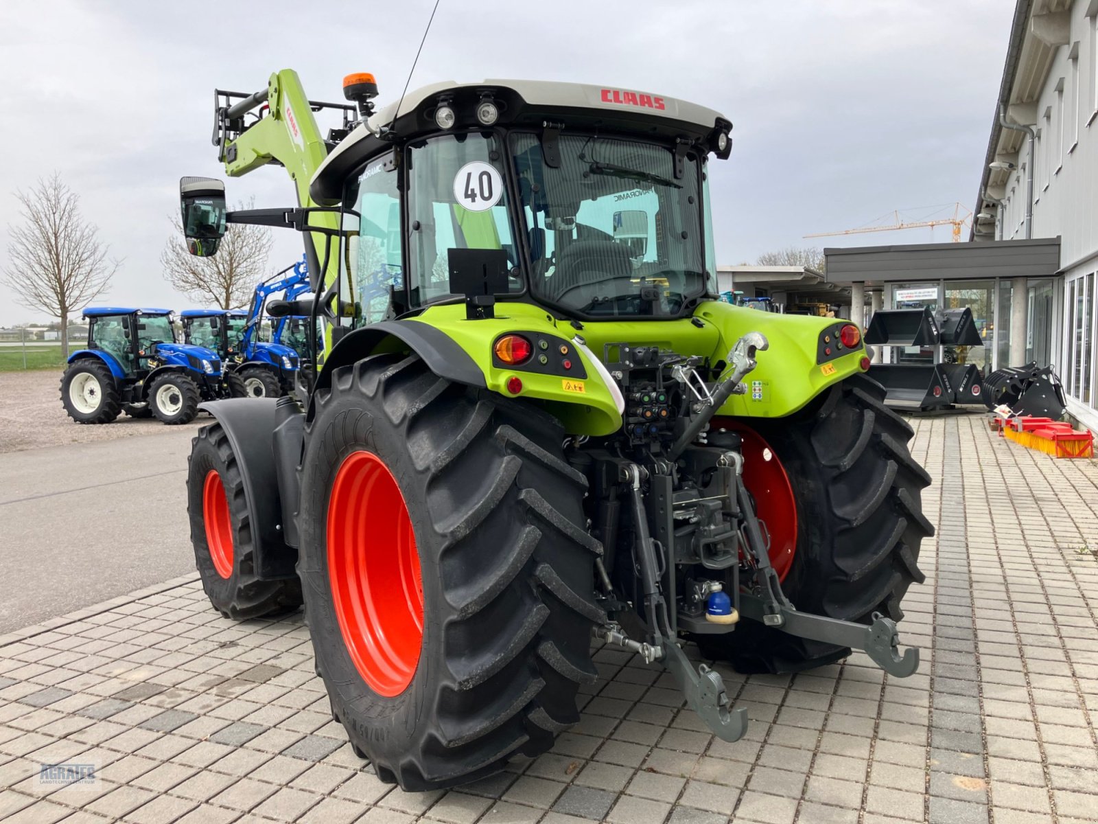 Traktor des Typs CLAAS Arion 420, Gebrauchtmaschine in Salching bei Straubing (Bild 9)