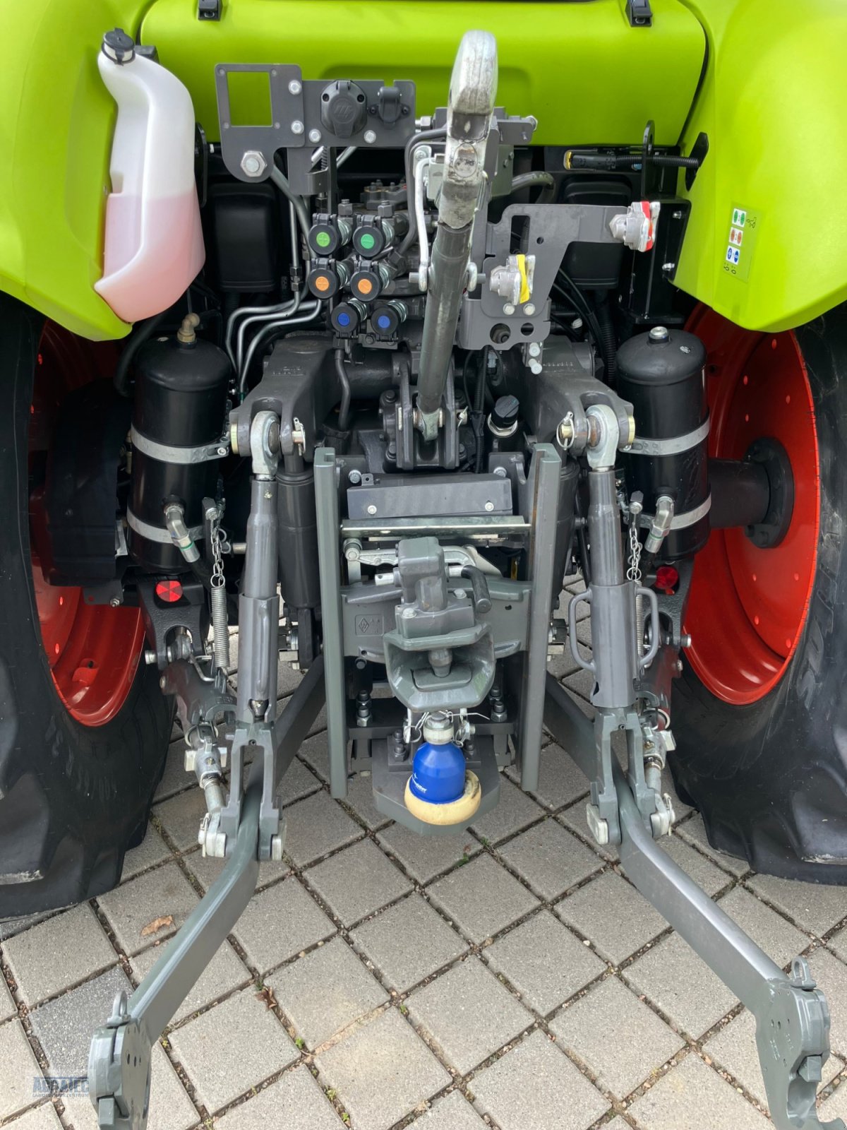 Traktor des Typs CLAAS Arion 420, Gebrauchtmaschine in Salching bei Straubing (Bild 10)