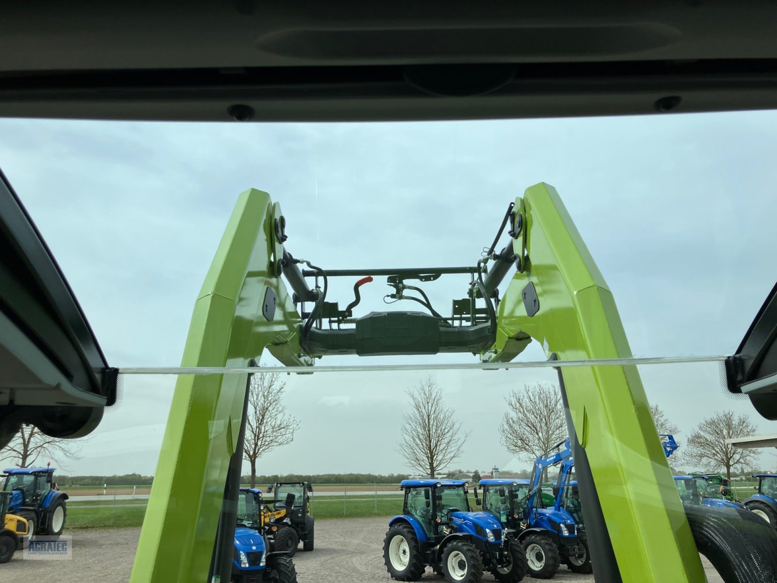 Traktor des Typs CLAAS Arion 420, Gebrauchtmaschine in Salching bei Straubing (Bild 17)
