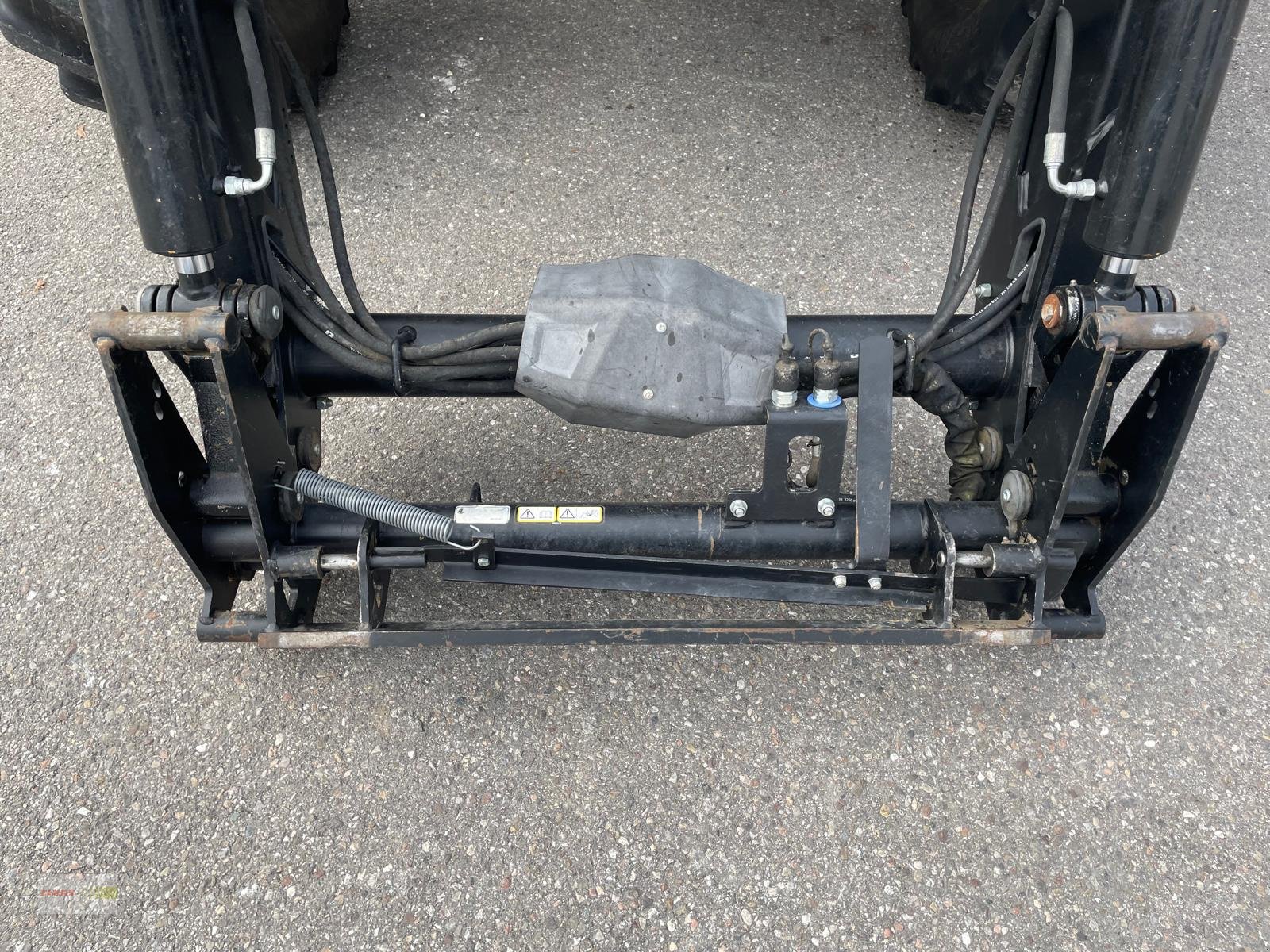 Traktor des Typs CLAAS Arion 420, Gebrauchtmaschine in Langenau (Bild 3)