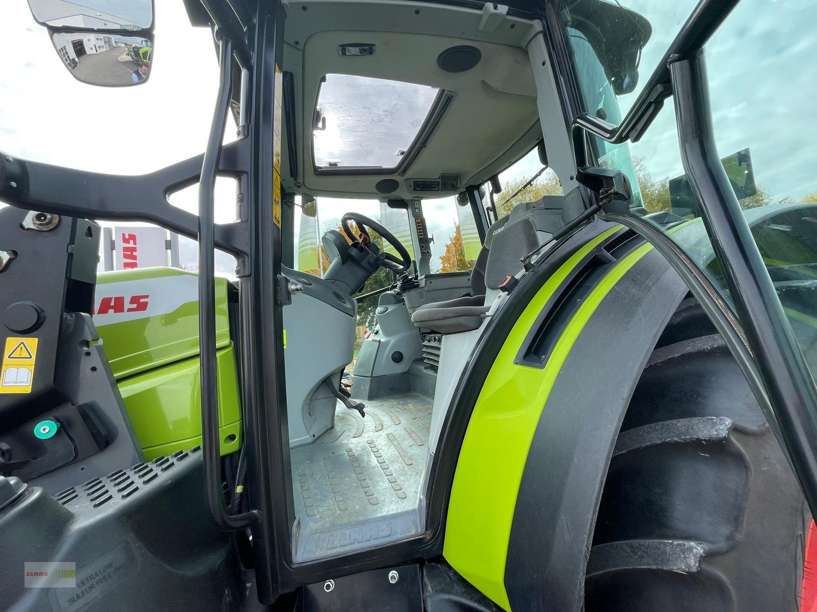 Traktor des Typs CLAAS Arion 420, Gebrauchtmaschine in Langenau (Bild 8)