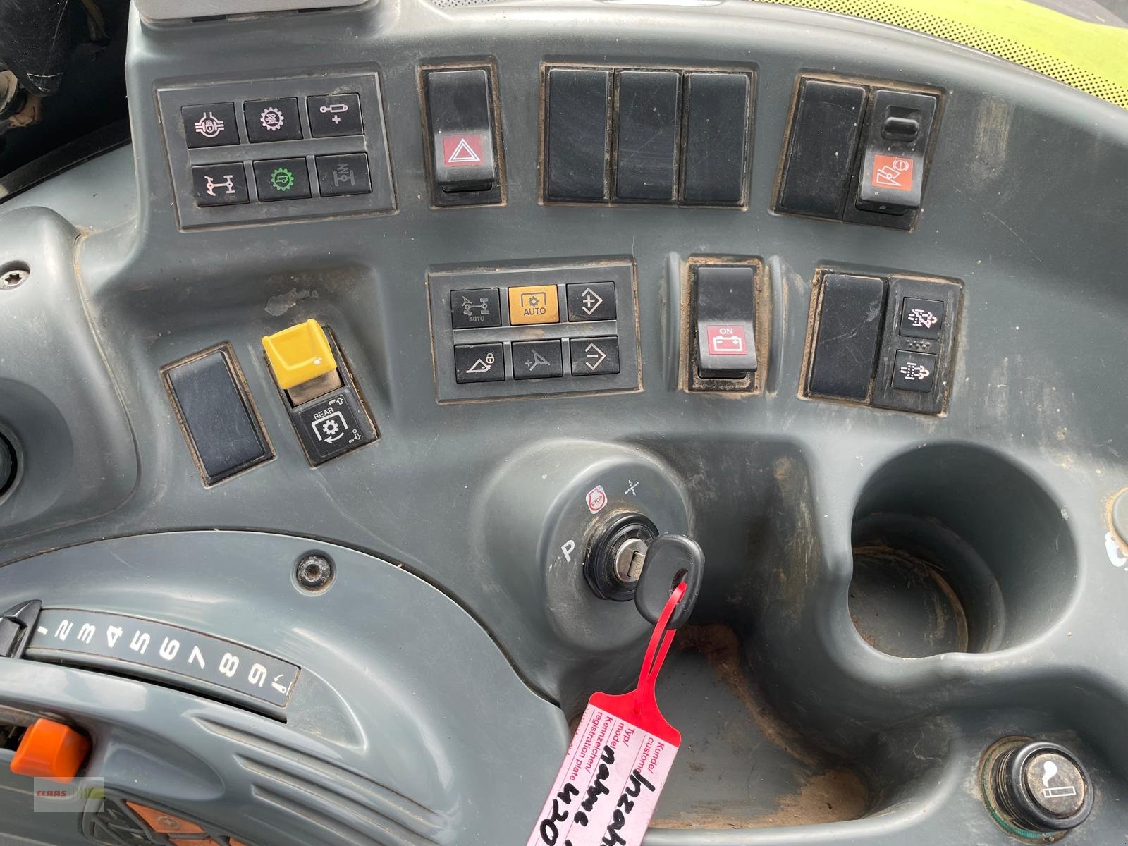 Traktor des Typs CLAAS Arion 420, Gebrauchtmaschine in Langenau (Bild 10)