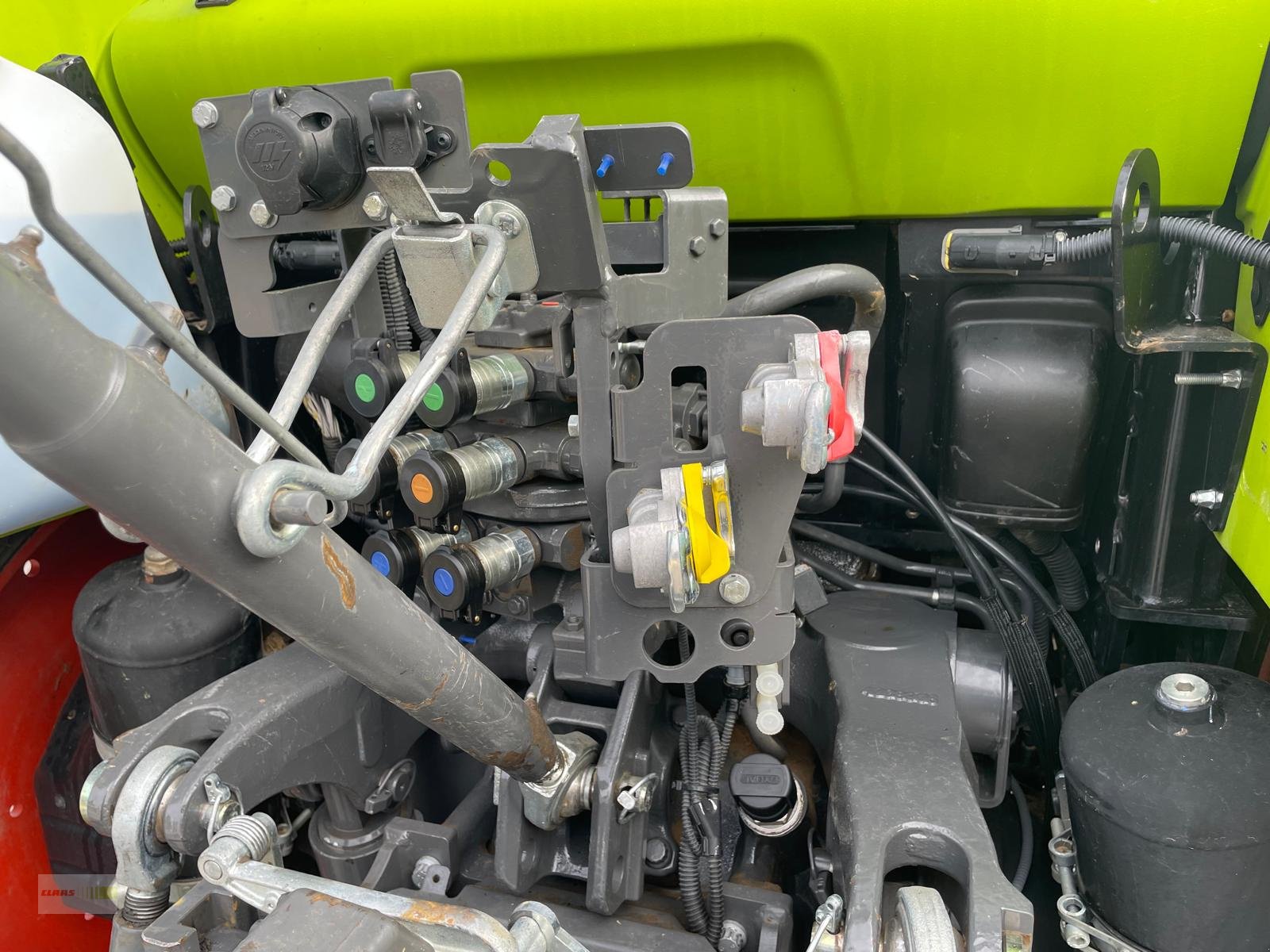 Traktor des Typs CLAAS Arion 420, Gebrauchtmaschine in Langenau (Bild 24)