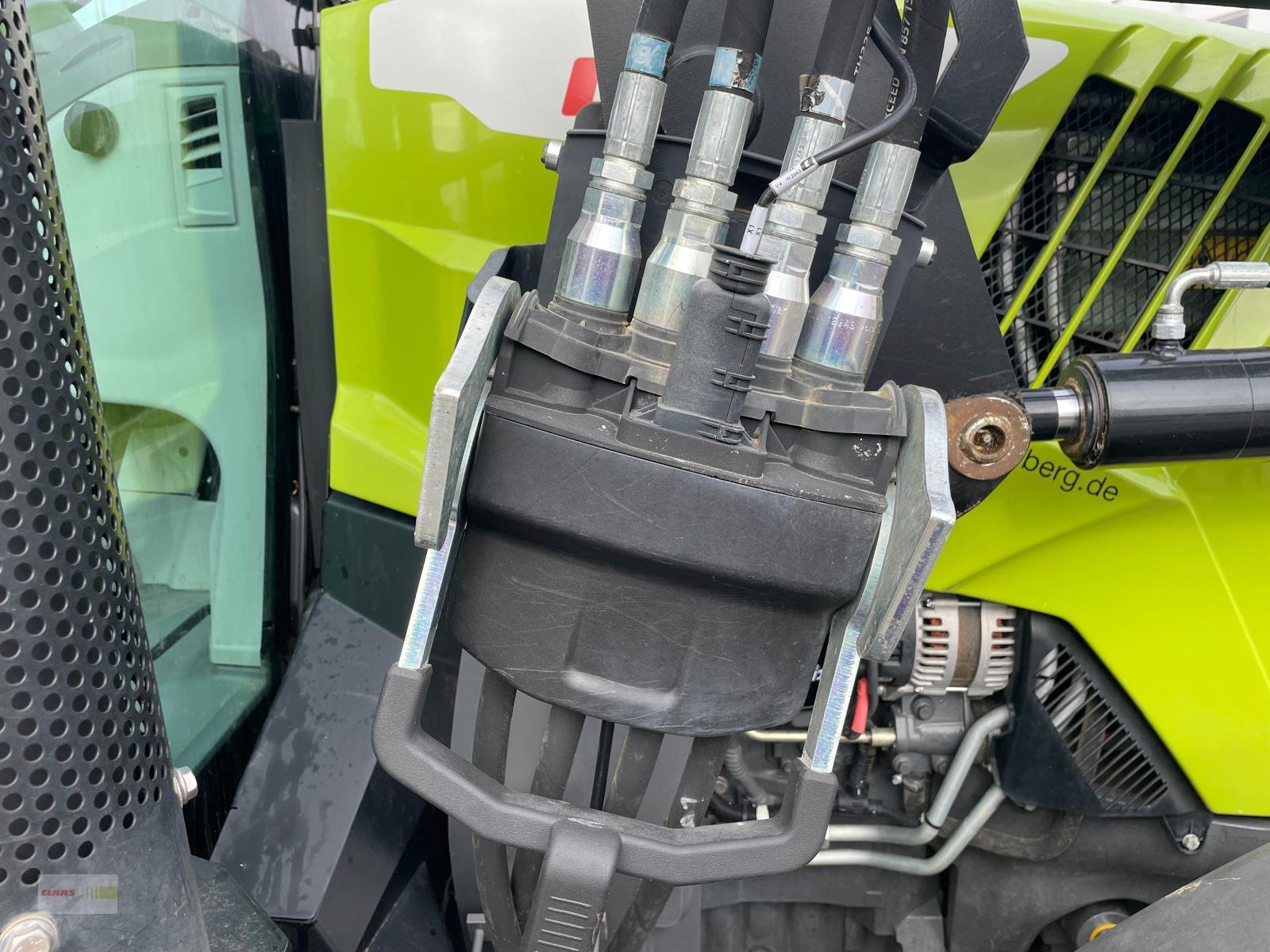 Traktor des Typs CLAAS Arion 420, Gebrauchtmaschine in Langenau (Bild 29)