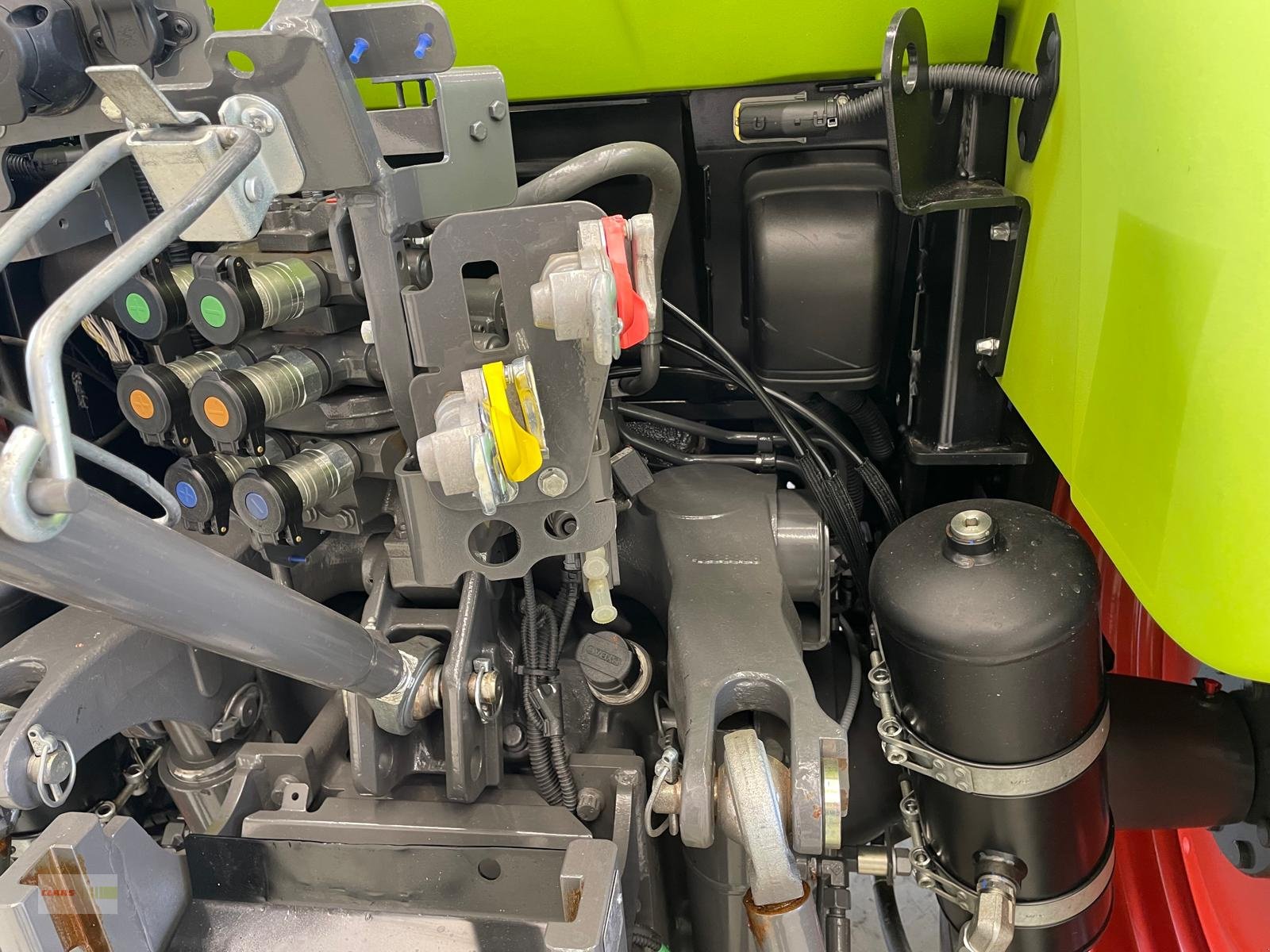 Traktor of the type CLAAS Arion 420, Gebrauchtmaschine in Langenau (Picture 26)