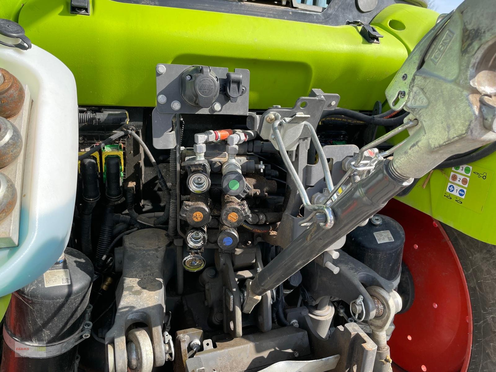Traktor del tipo CLAAS Arion 420, Gebrauchtmaschine en Langenau (Imagen 31)