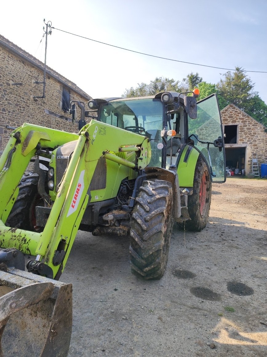 Traktor van het type CLAAS ARION 430 CIS, Gebrauchtmaschine in Combourg (Foto 1)