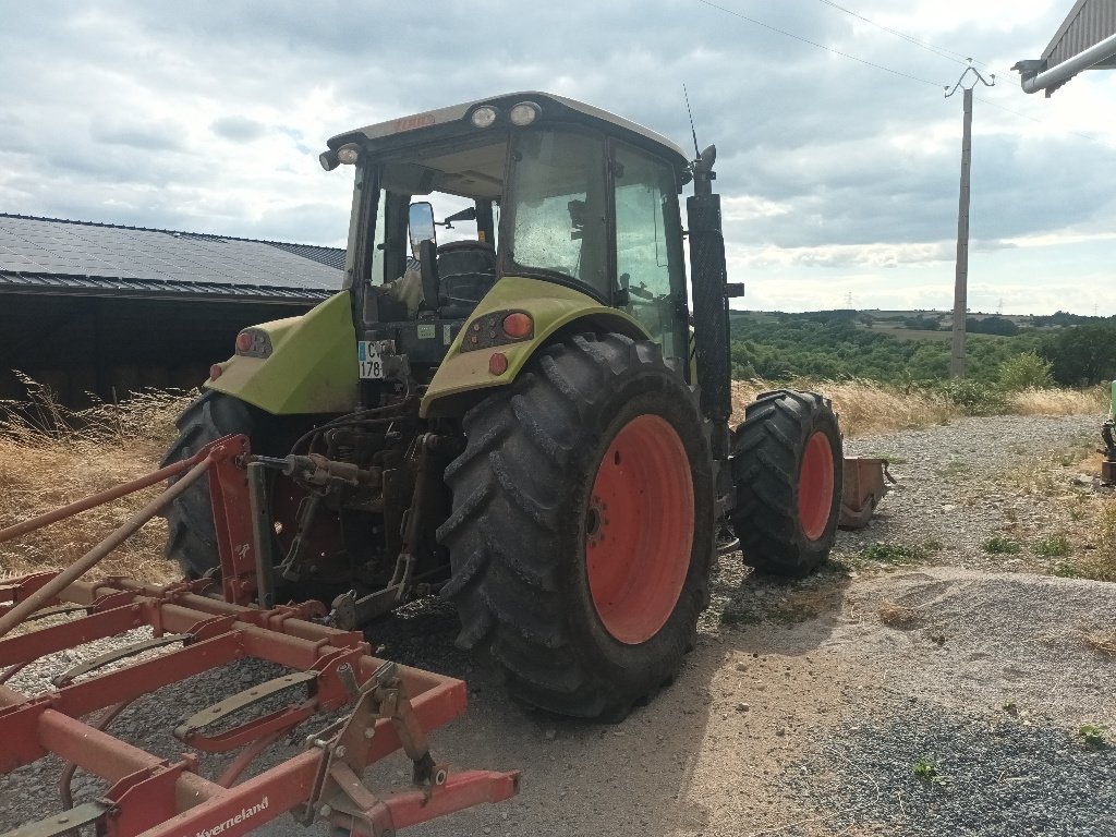 Traktor типа CLAAS ARION 430 CIS, Gebrauchtmaschine в Saint-Affrique (Фотография 8)