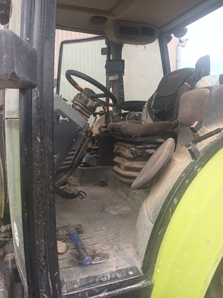 Traktor типа CLAAS ARION 430 CIS, Gebrauchtmaschine в Saint-Affrique (Фотография 4)