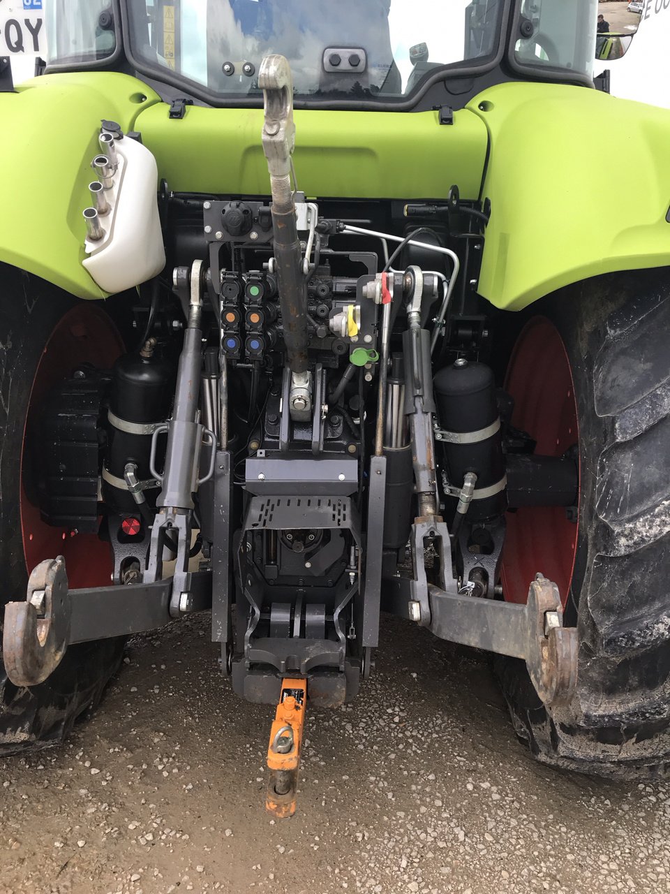 Traktor van het type CLAAS ARION 430 CIS, Gebrauchtmaschine in MORLHON LE HAUT (Foto 8)