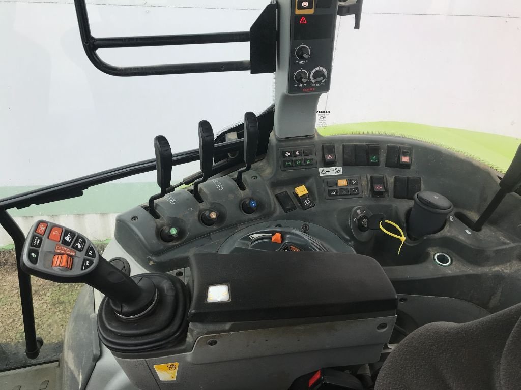 Traktor tipa CLAAS ARION 430 CIS, Gebrauchtmaschine u MORLHON LE HAUT (Slika 11)
