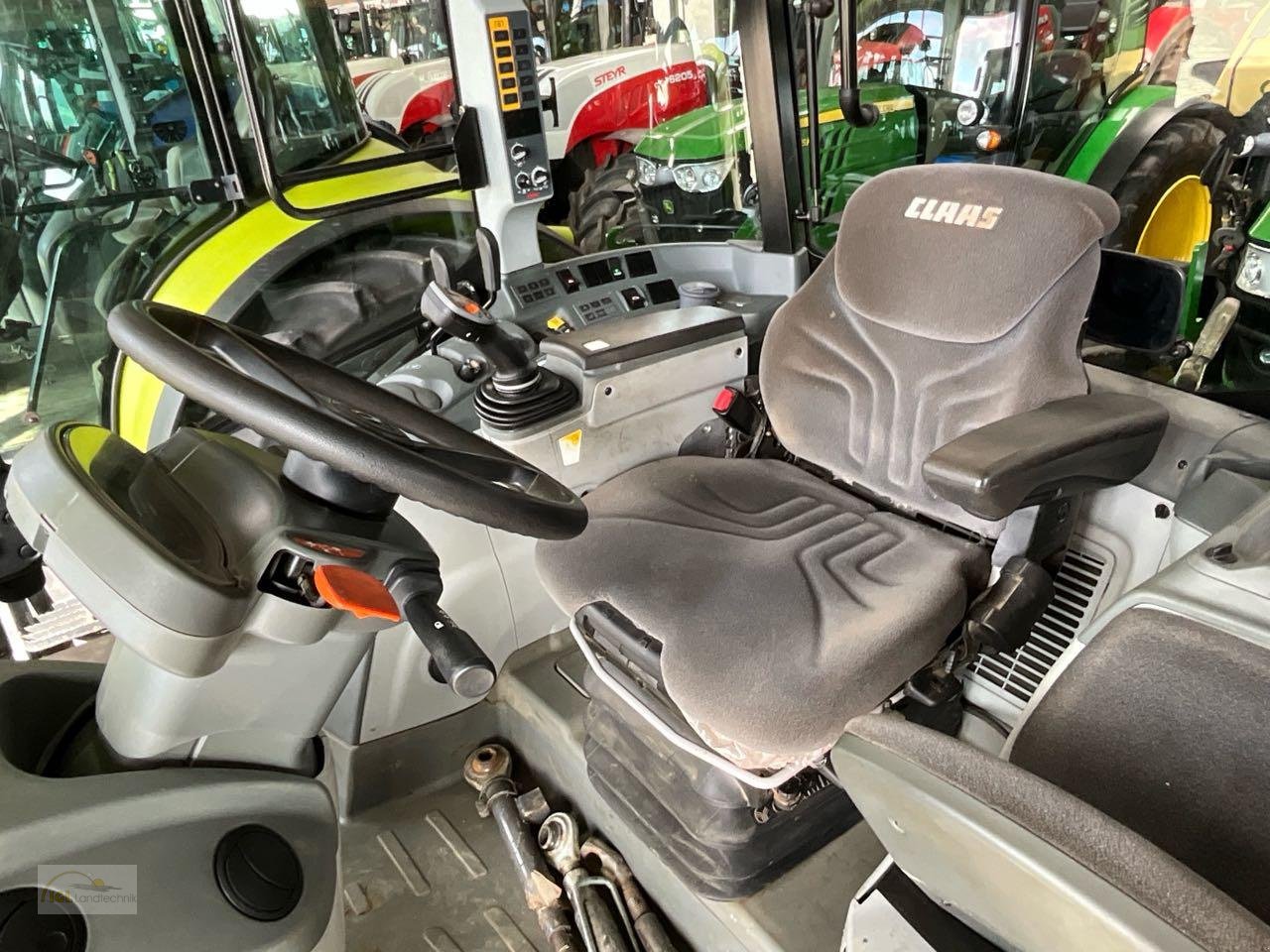 Traktor Türe ait CLAAS Arion 430 CIS, Gebrauchtmaschine içinde Pfreimd (resim 6)