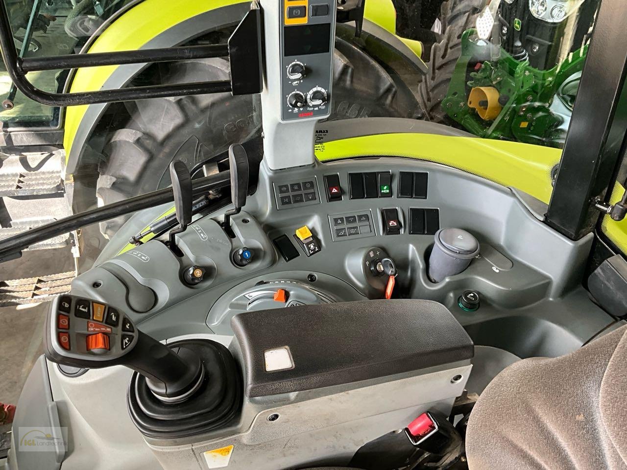 Traktor Türe ait CLAAS Arion 430 CIS, Gebrauchtmaschine içinde Pfreimd (resim 7)